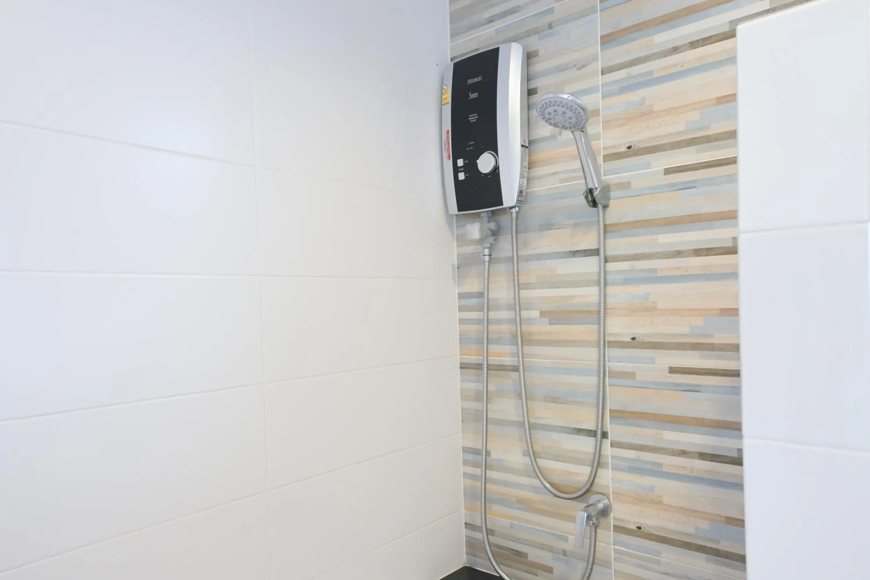 Shower in Baan Kieng Tawan