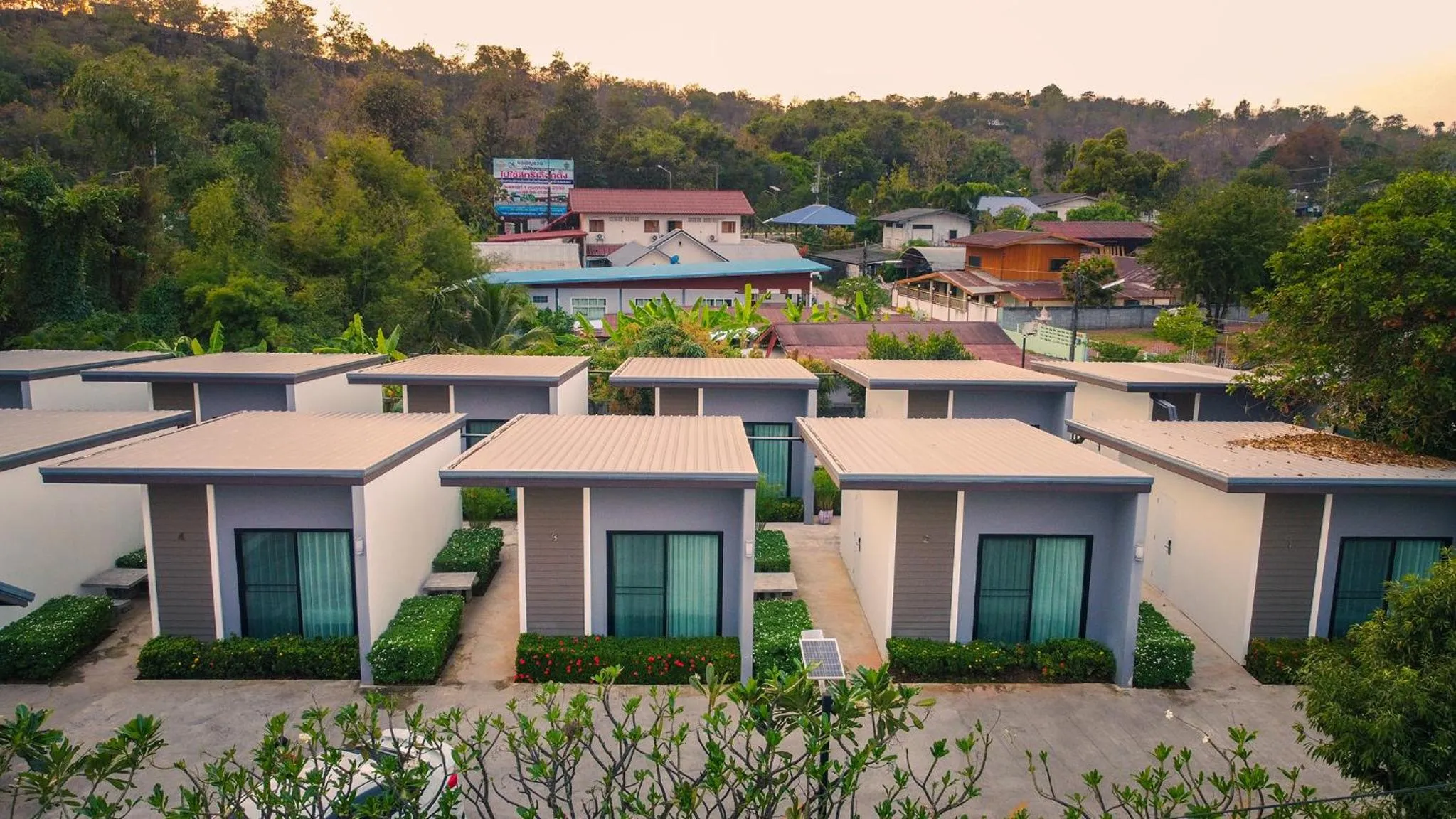 Property building in Baan Kieng Tawan