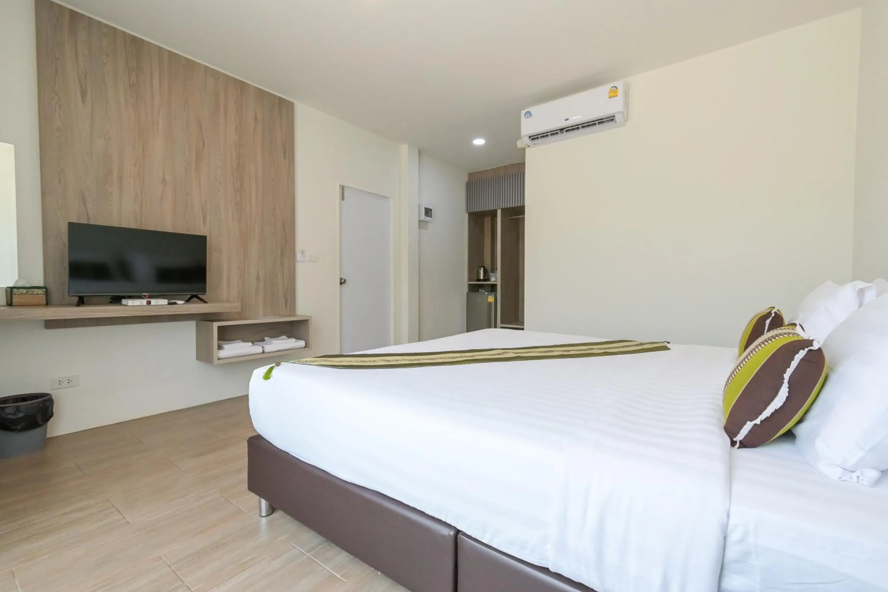 Bedroom, Bed in Baan Kieng Tawan