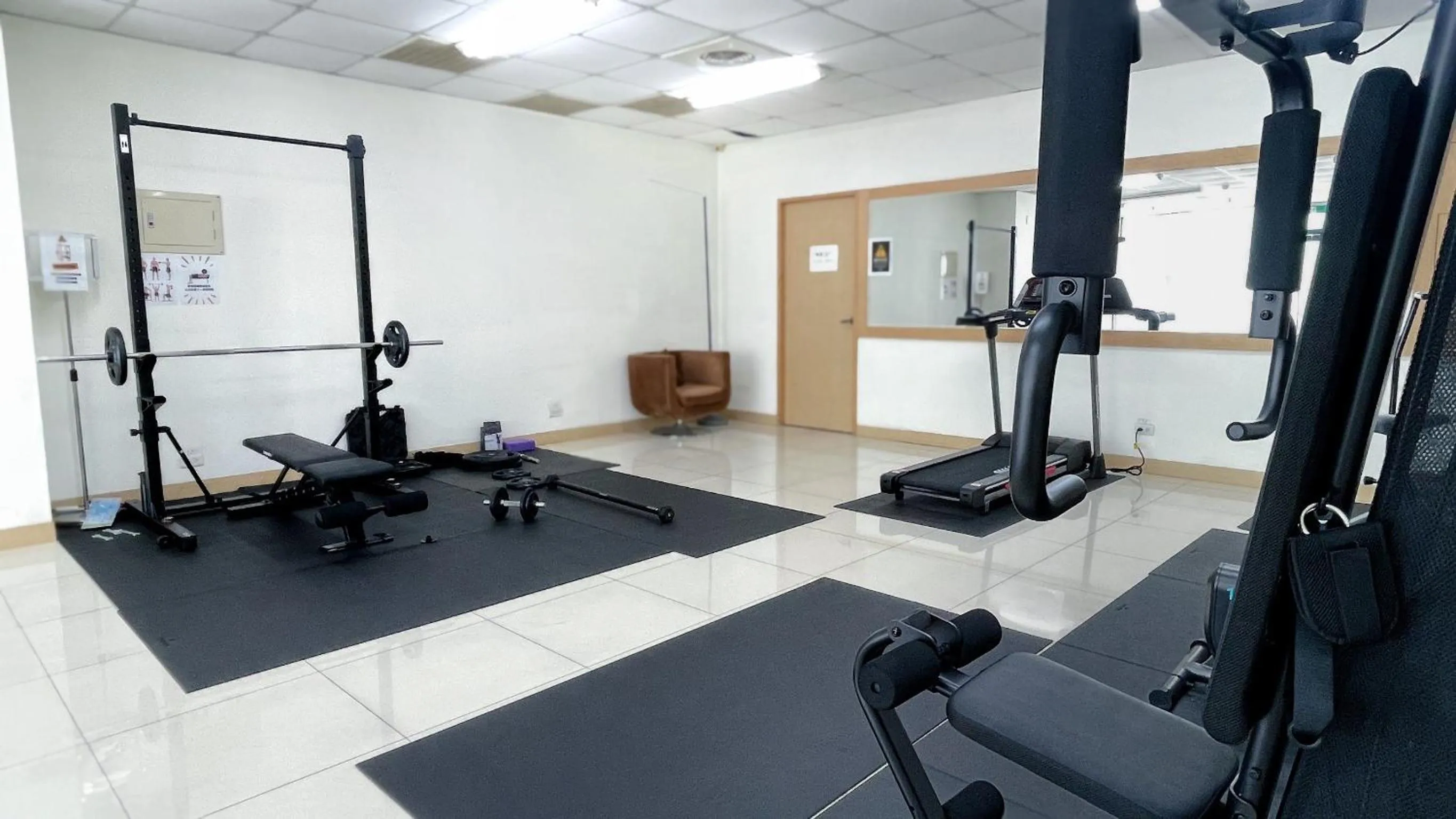 Fitness centre/facilities in Delton Hotel