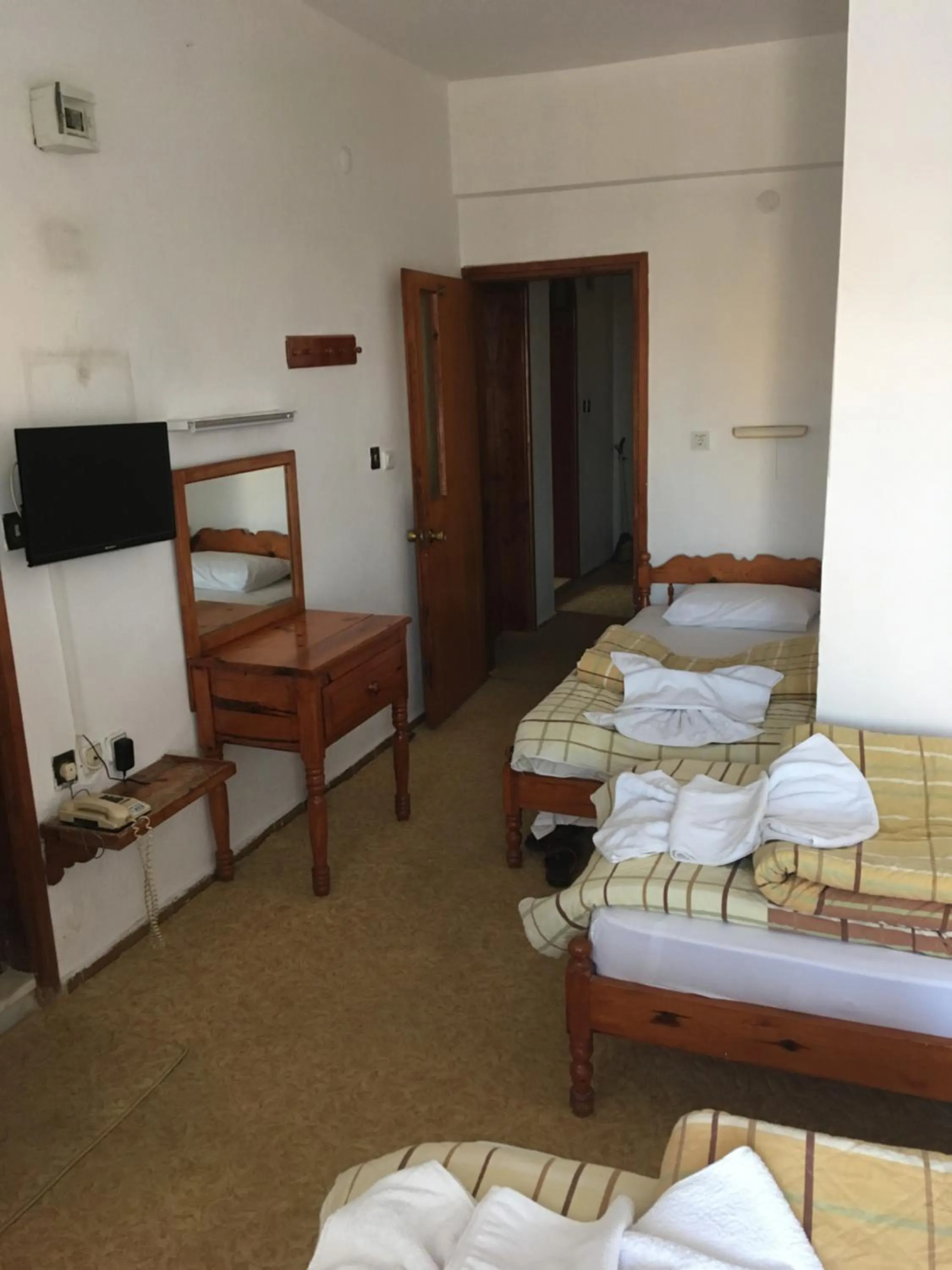 bunk bed in Murat Hotel