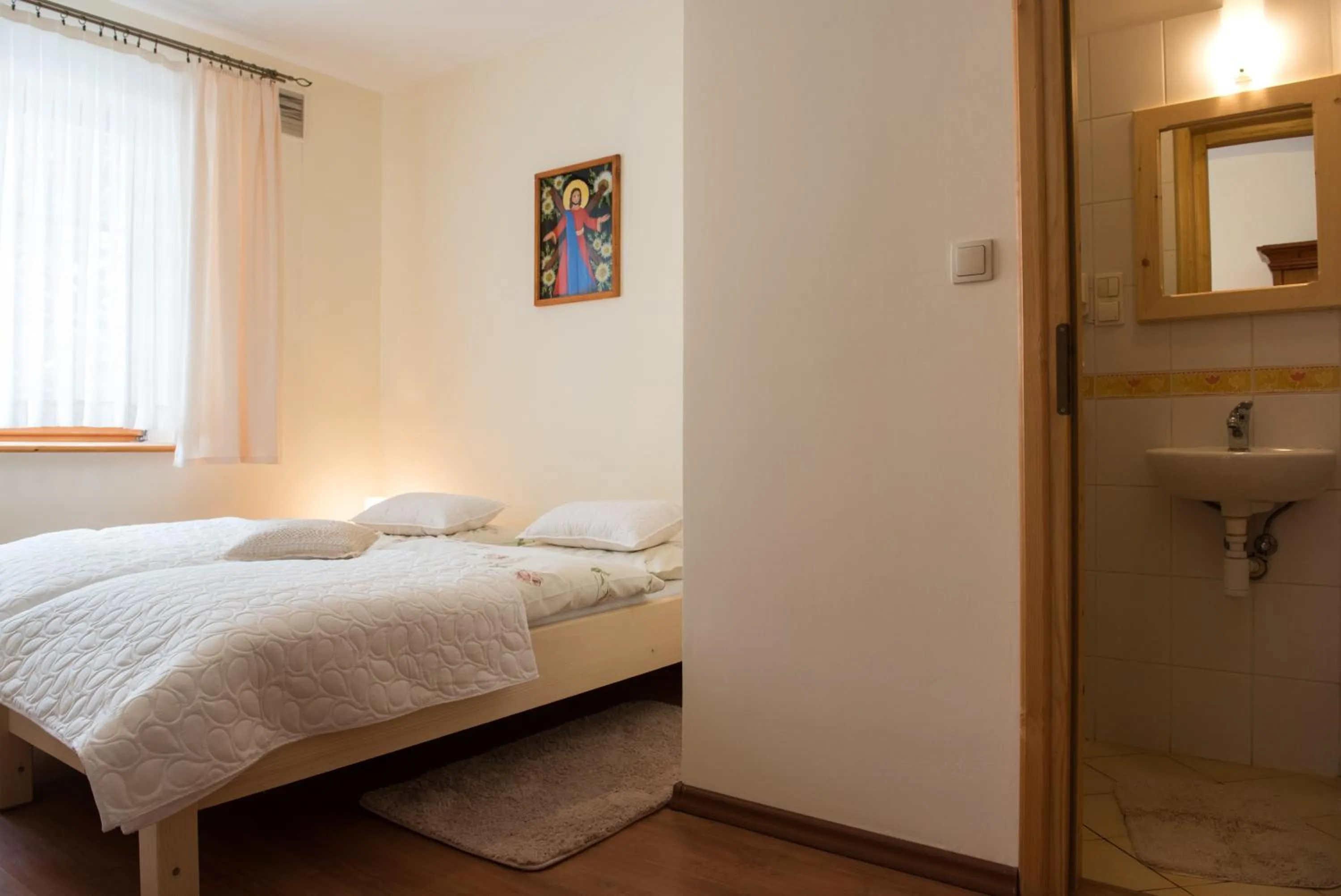 Photo of the whole room, Bed in Willa Jedlicka