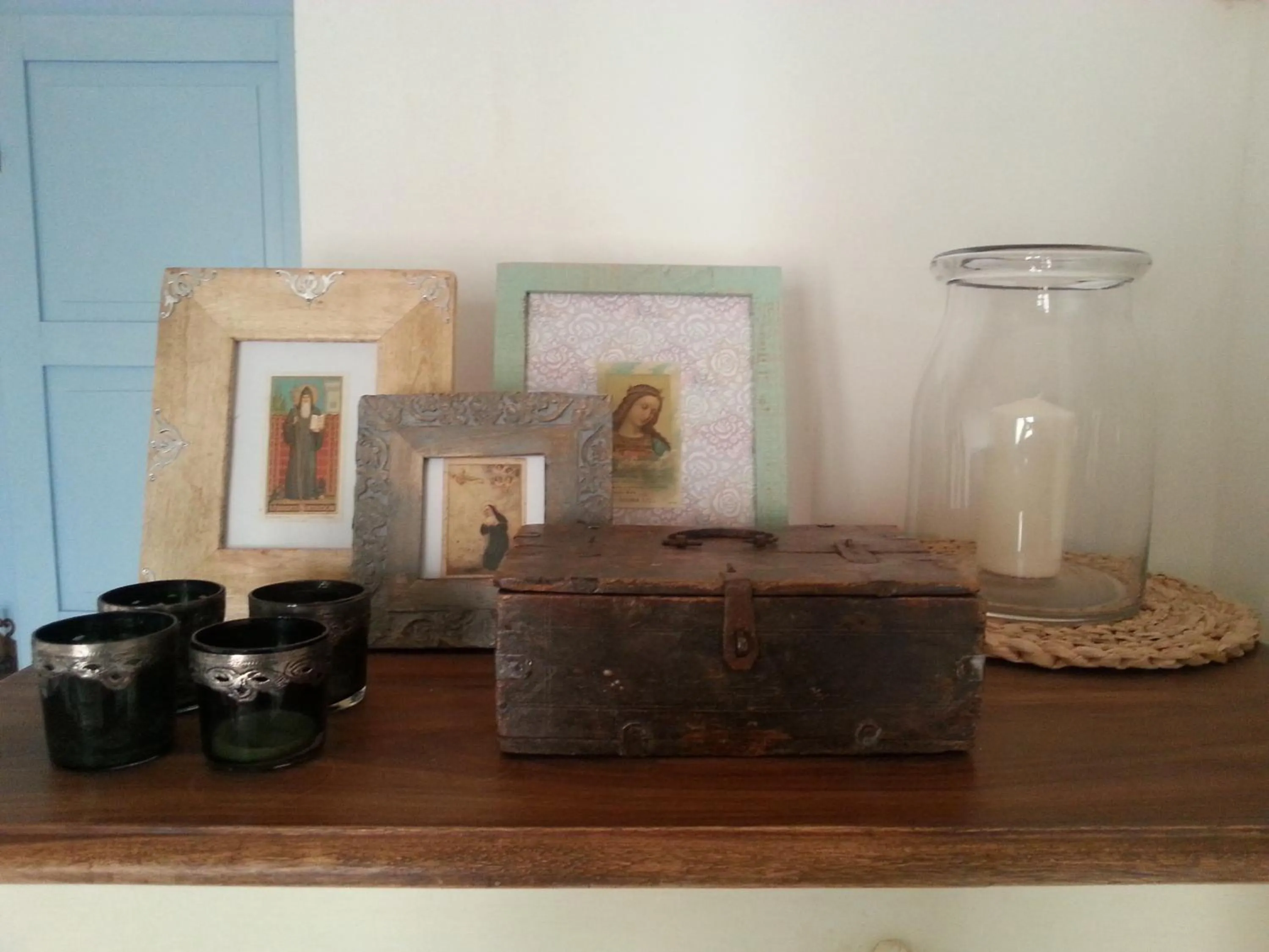 Decorative detail in The Proud Garden