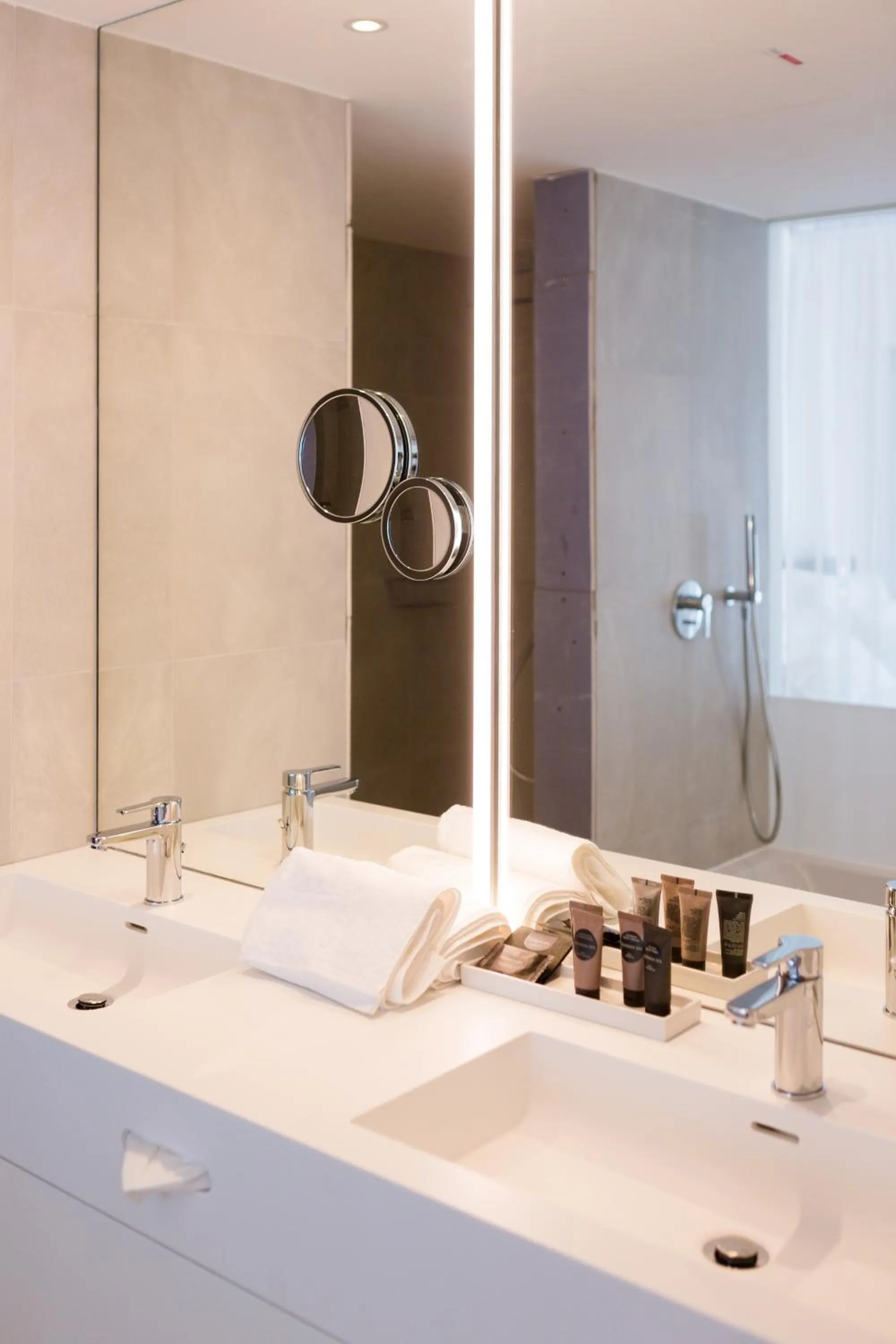 Bathroom in MÖRWALD Relais & Châteaux Hotel am Wagram