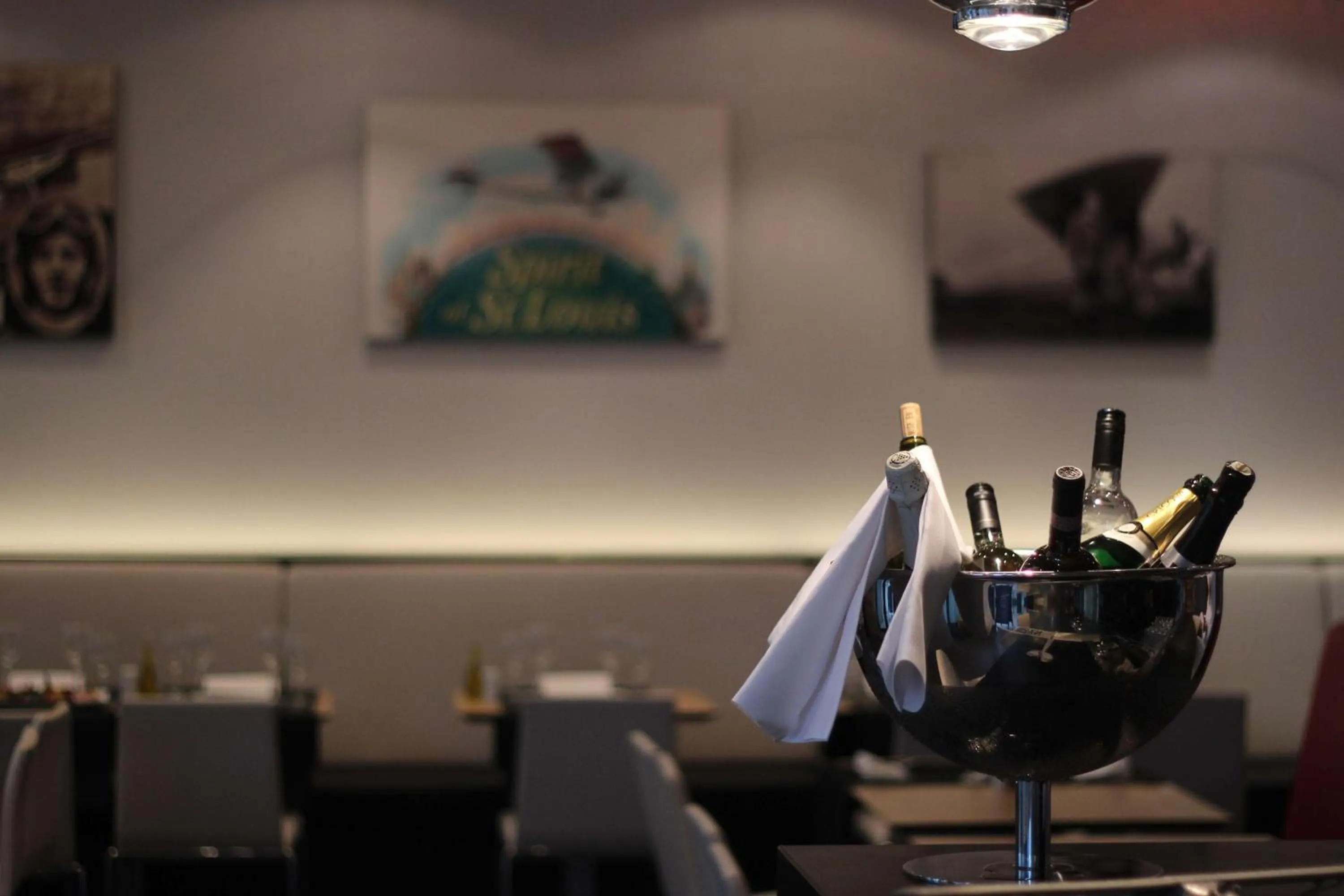 Restaurant/places to eat in Park Inn by Radisson Liege Airport