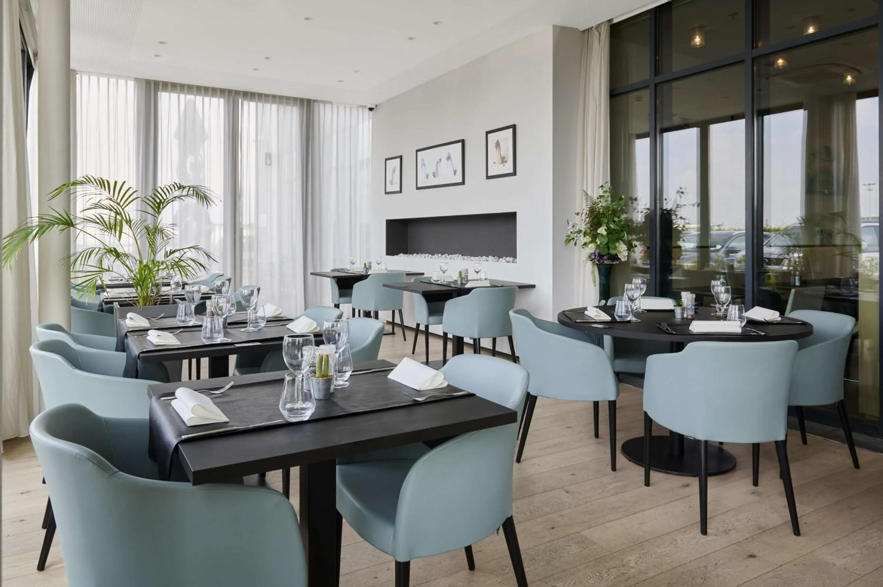 Restaurant/places to eat in Park Inn by Radisson Liege Airport