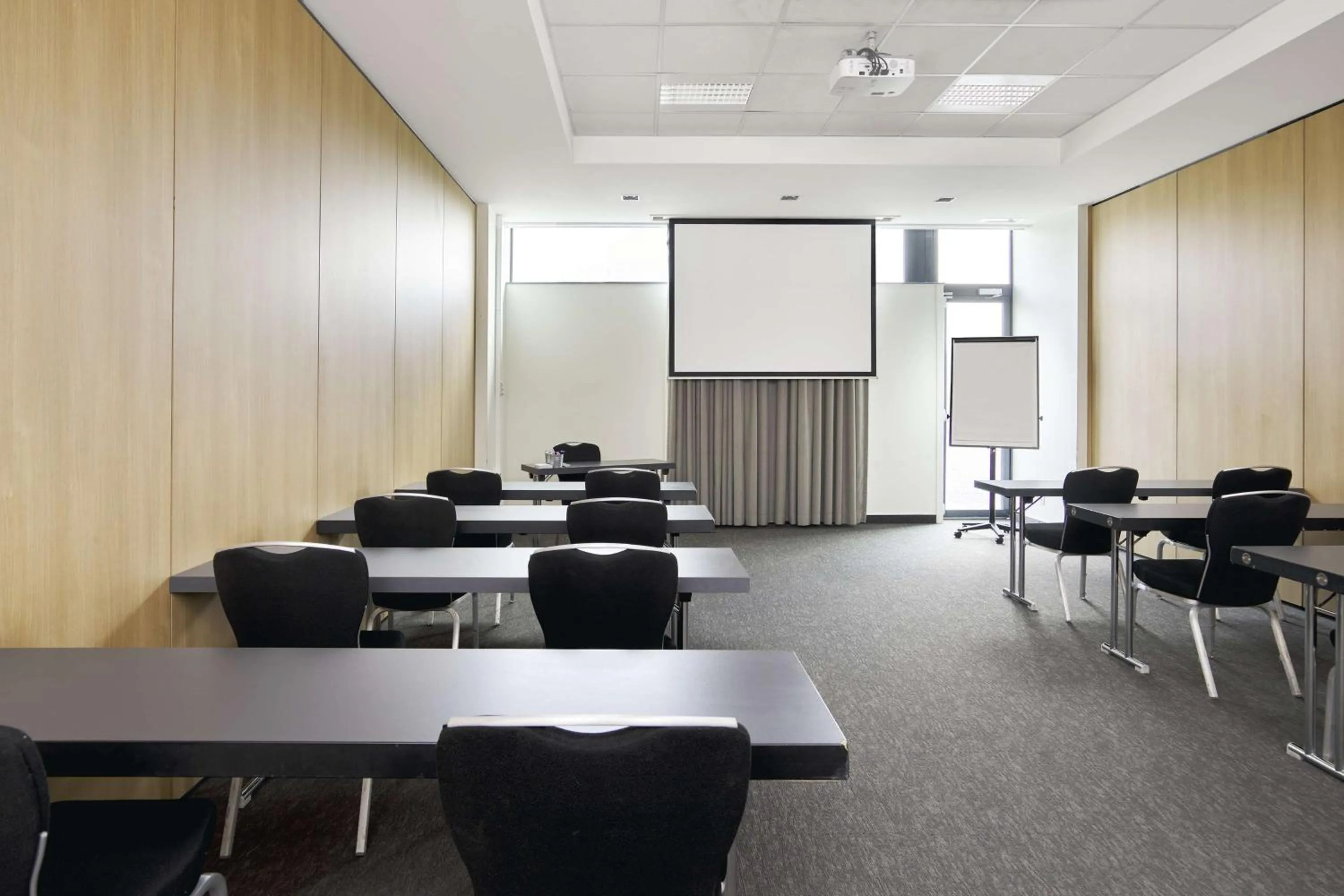 Meeting/conference room in Park Inn by Radisson Liege Airport