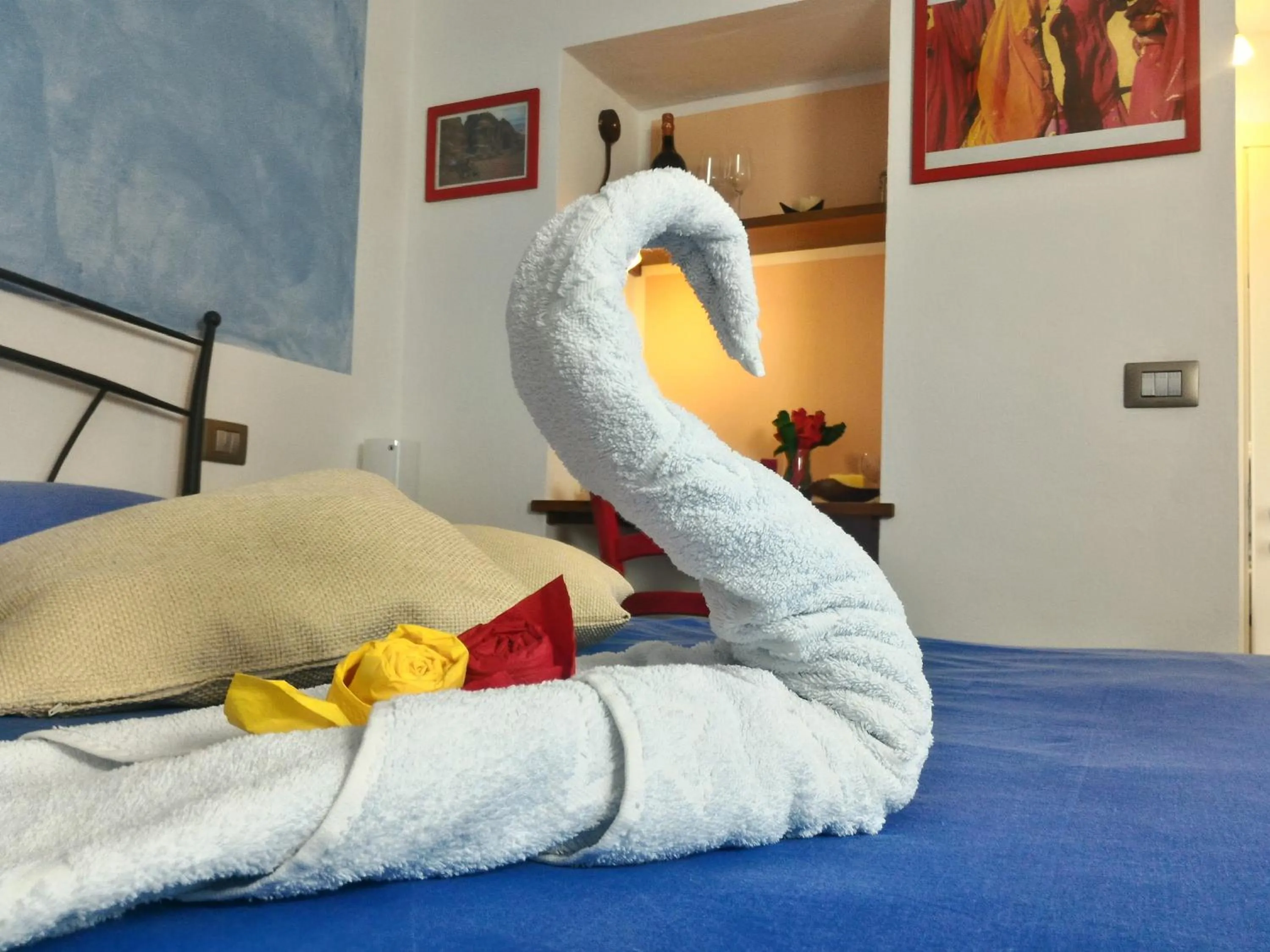 Decorative detail, Bed in Pietra Di Mare