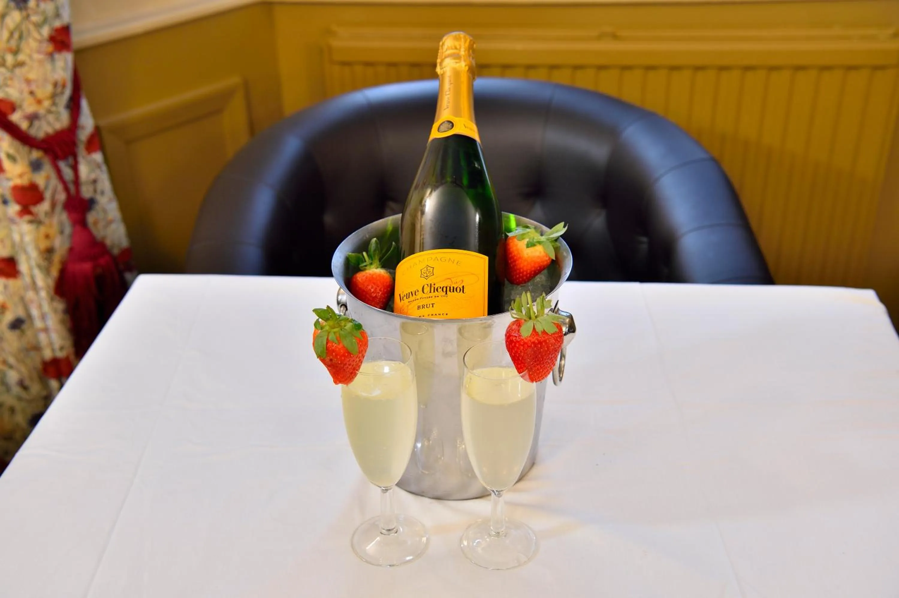 Decorative detail in The George Hotel