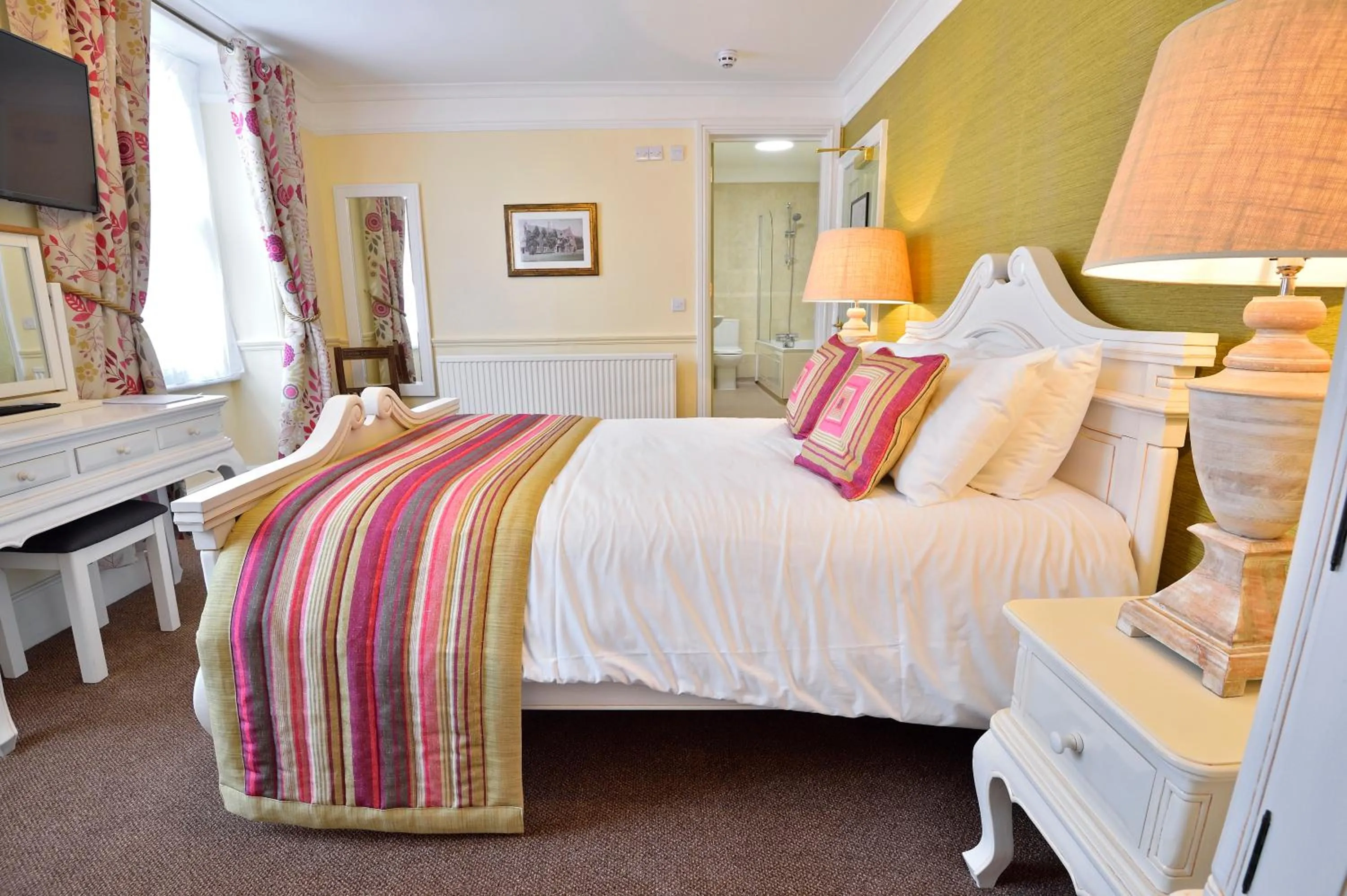 Bed in The George Hotel