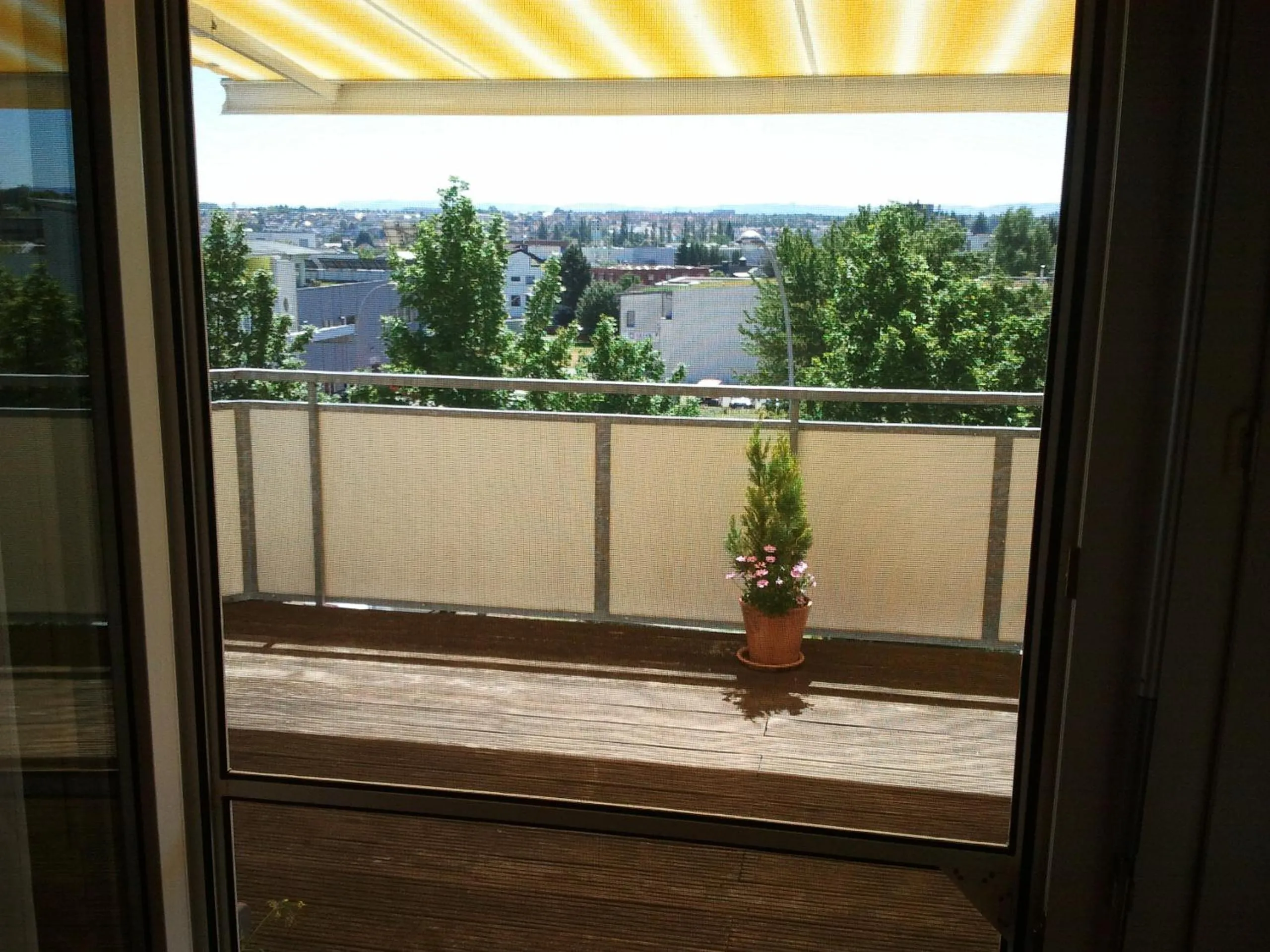 Balcony/Terrace in Komfort Apartment 1 DG Jürgen Kunzi