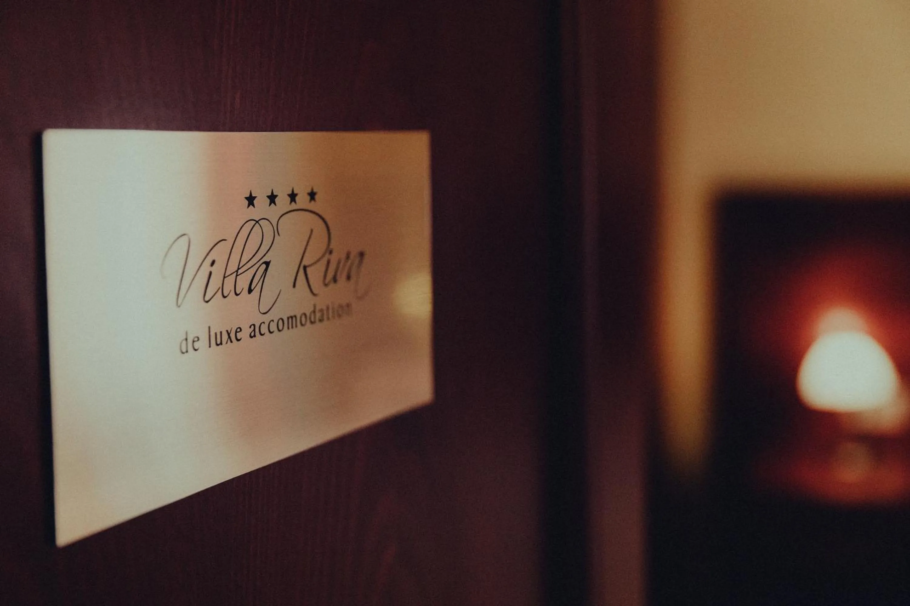 Logo/Certificate/Sign in Villa Riva