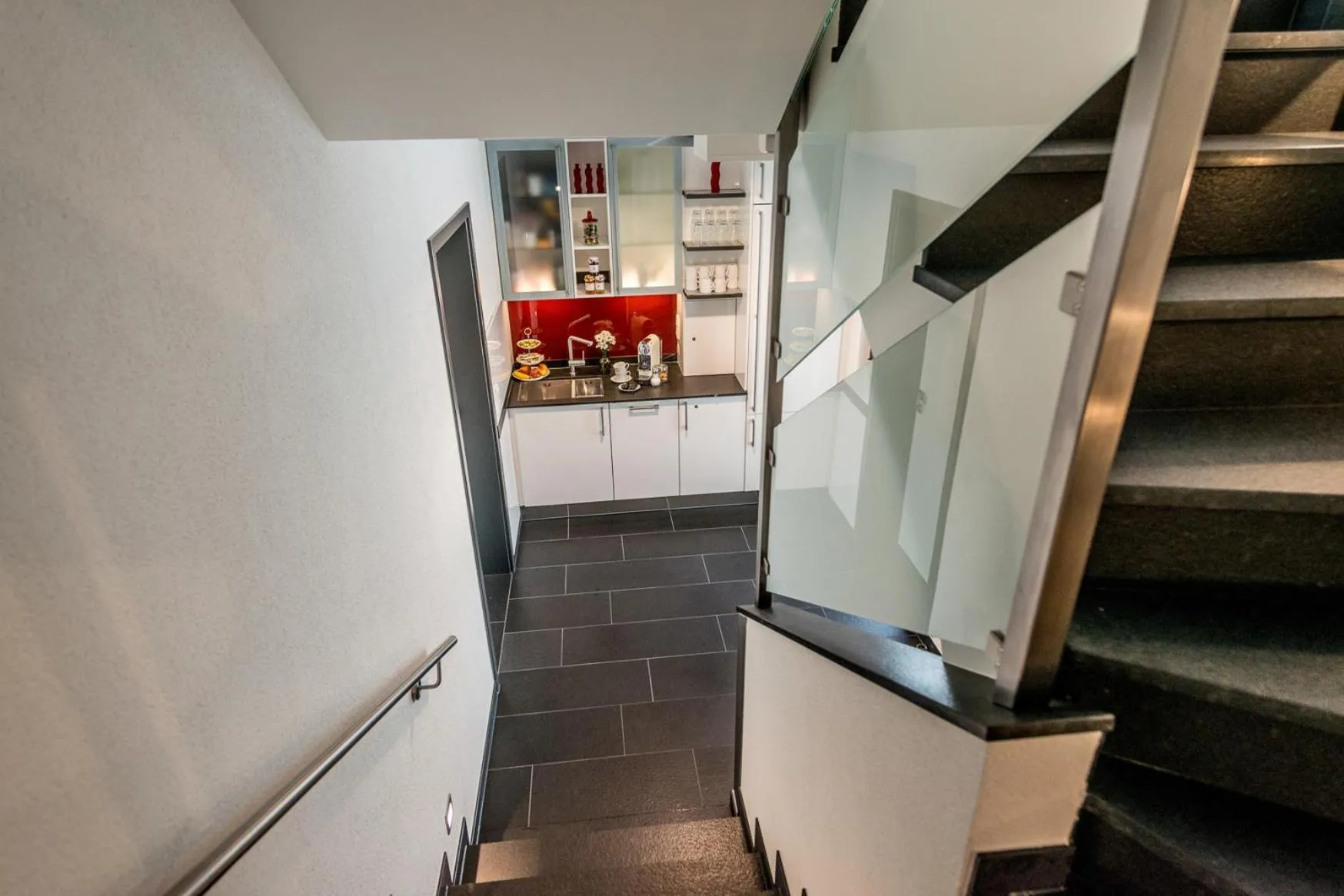 Drinks in Design-Apartments by Ulrike Horster