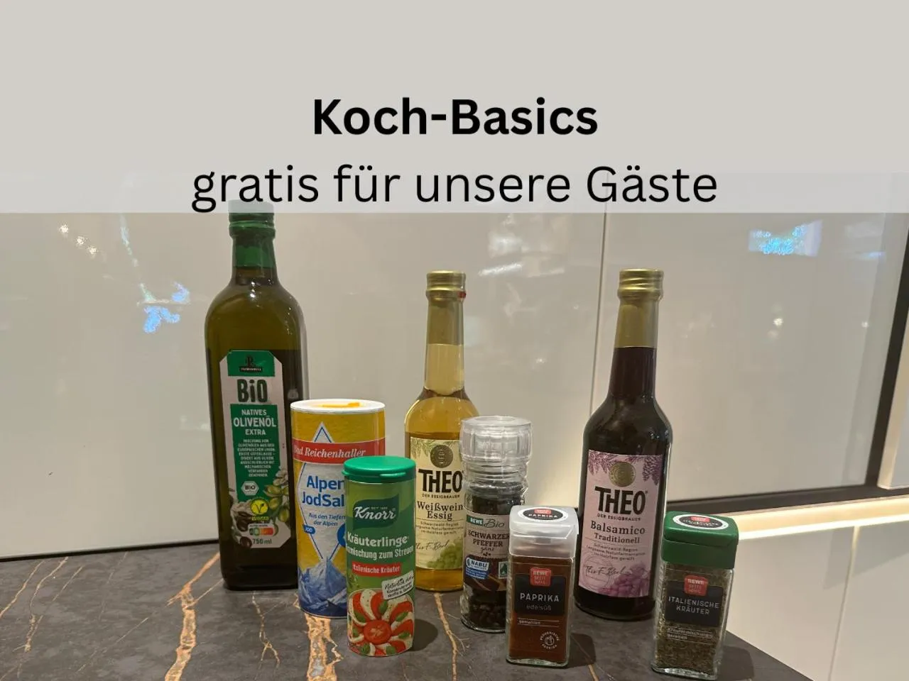 Food and drinks in Design-Apartments by Ulrike Horster