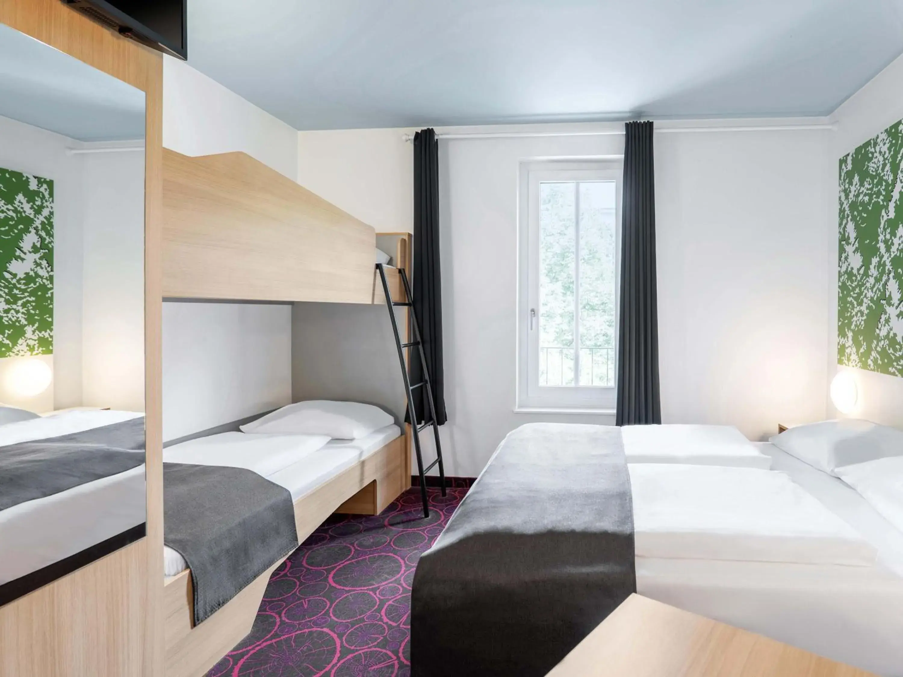 Family Room in B&B Hotel Offenburg-City Family Room in B&B Hotel Offenburg-City