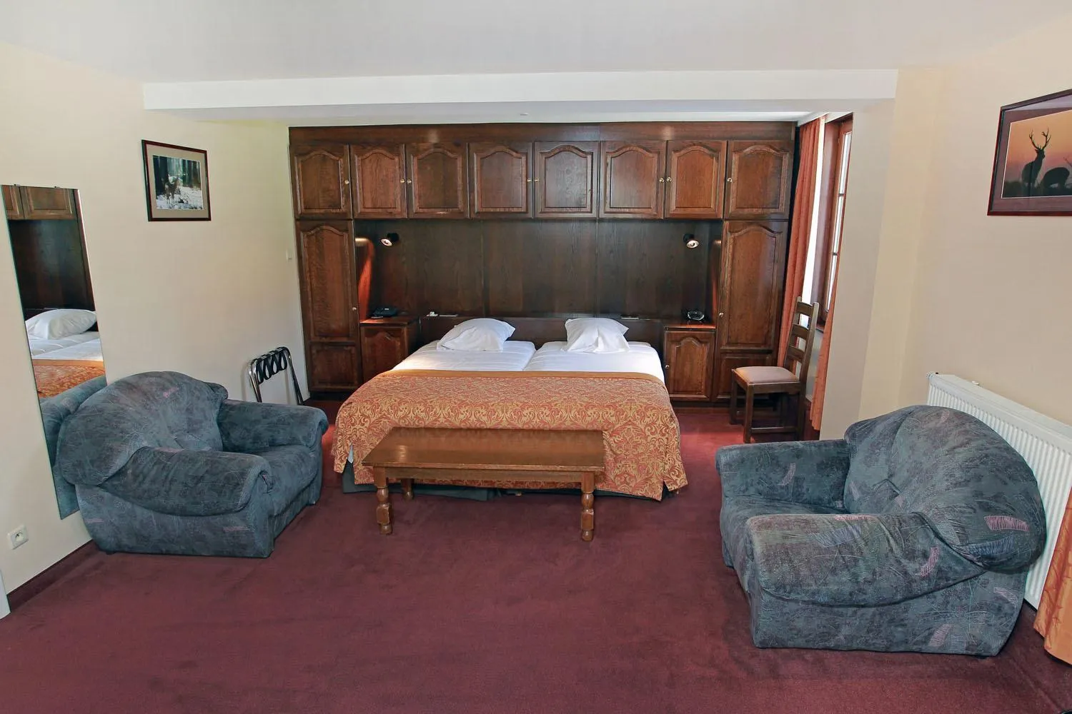 Photo of the whole room, Bed in Logis Hôtel Le Menobu