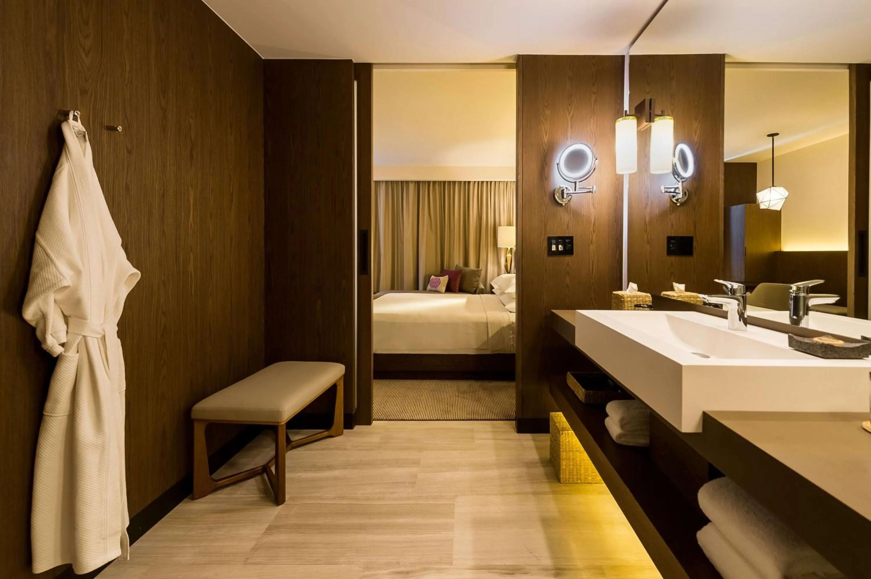 Bathroom, Bed in Hyatt Regency Andares Guadalajara