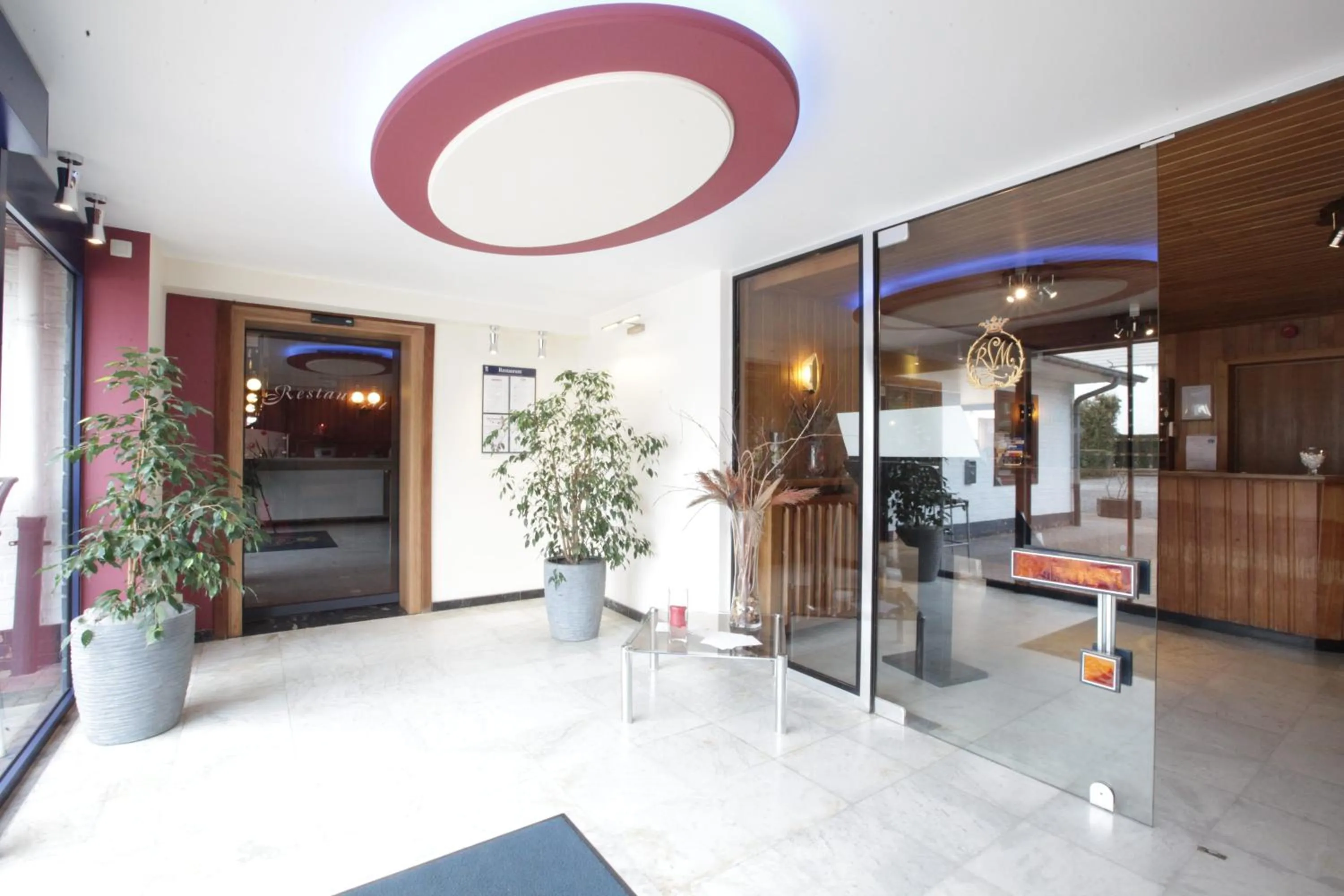 Facade/entrance in Le Relais Du Marquis