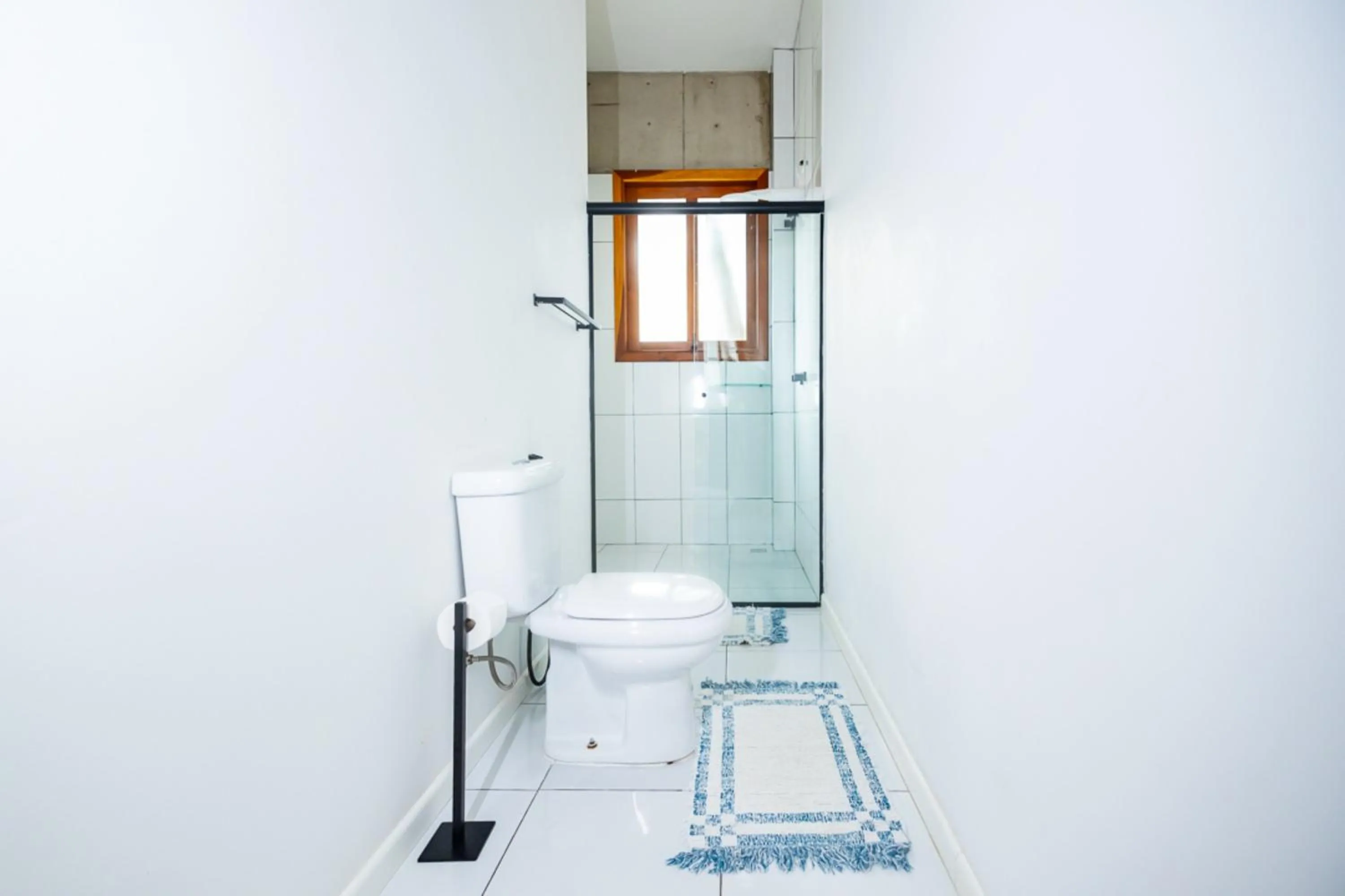 Bathroom in Putini Pousada e Hotel by OYO