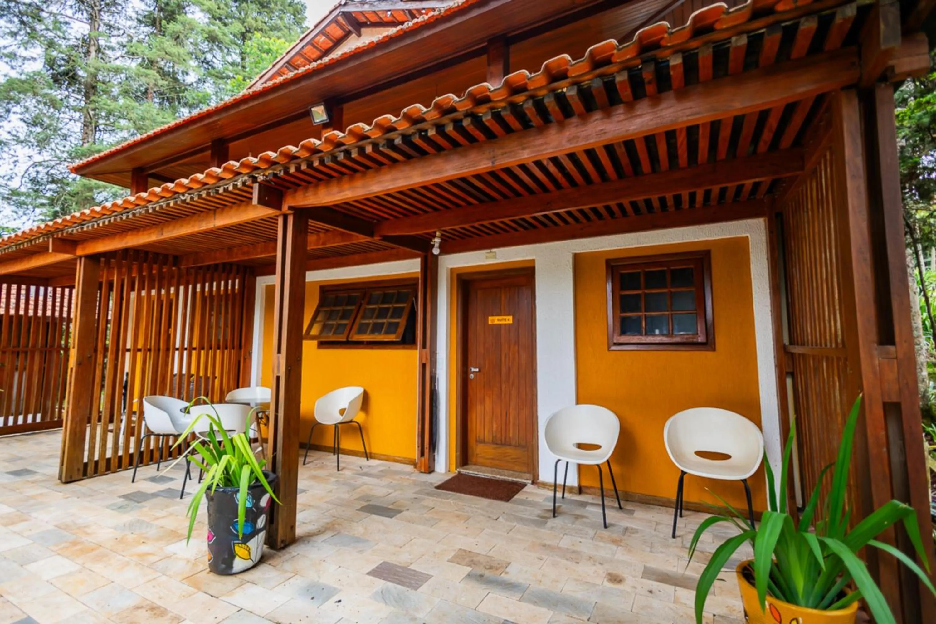 Patio in Putini Pousada e Hotel by OYO