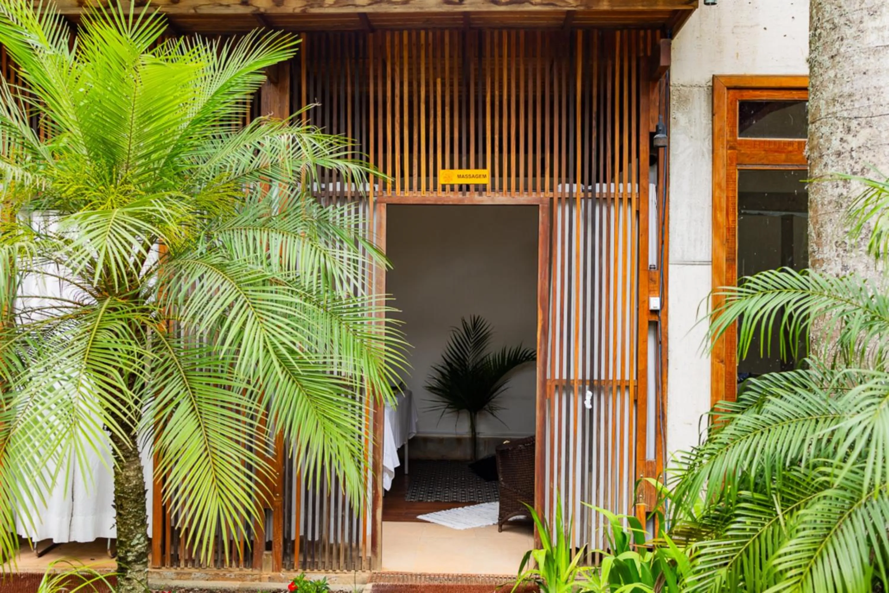 Massage in Putini Pousada e Hotel by OYO