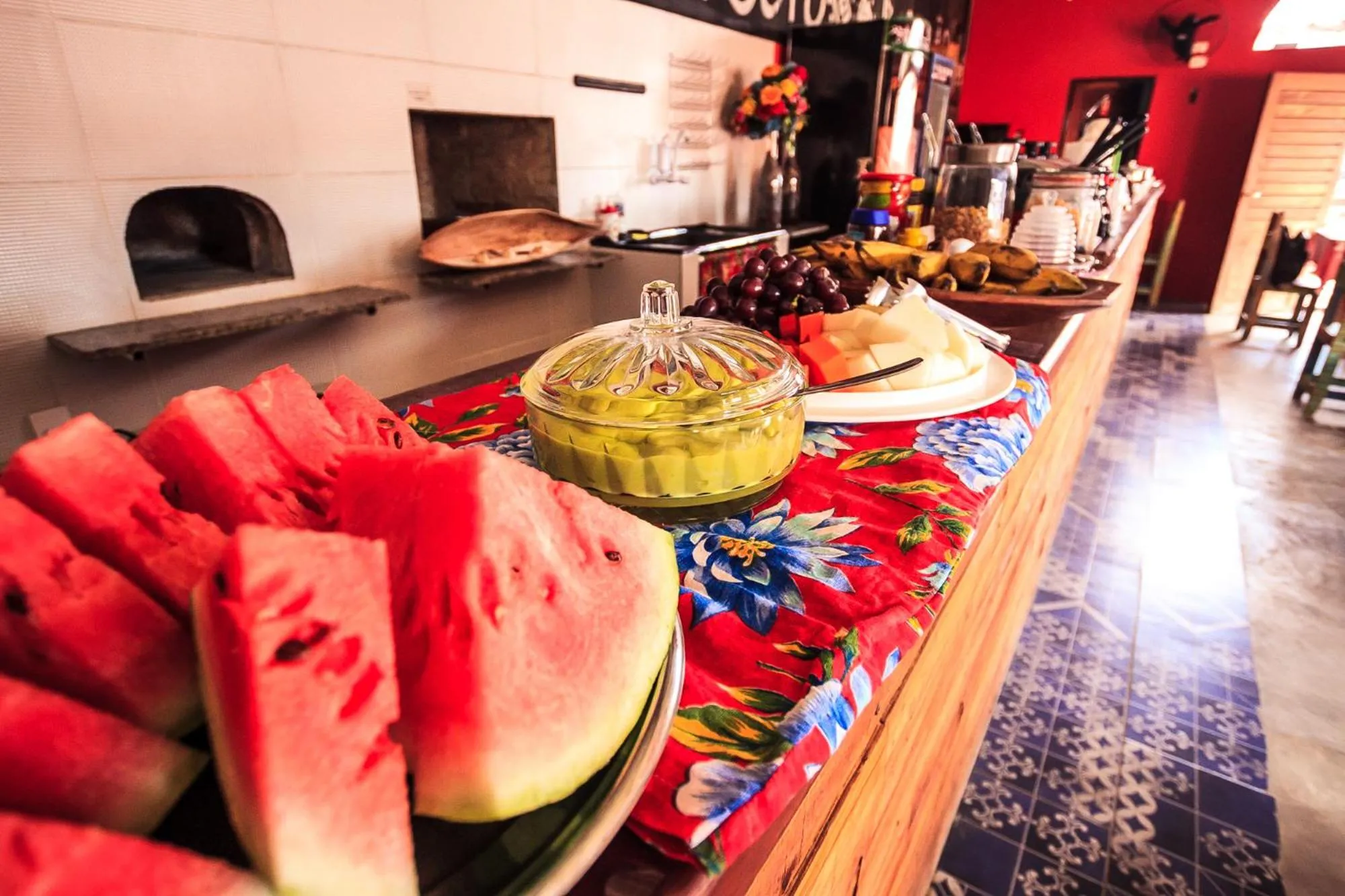 Buffet breakfast in Pousada Vila Nalu