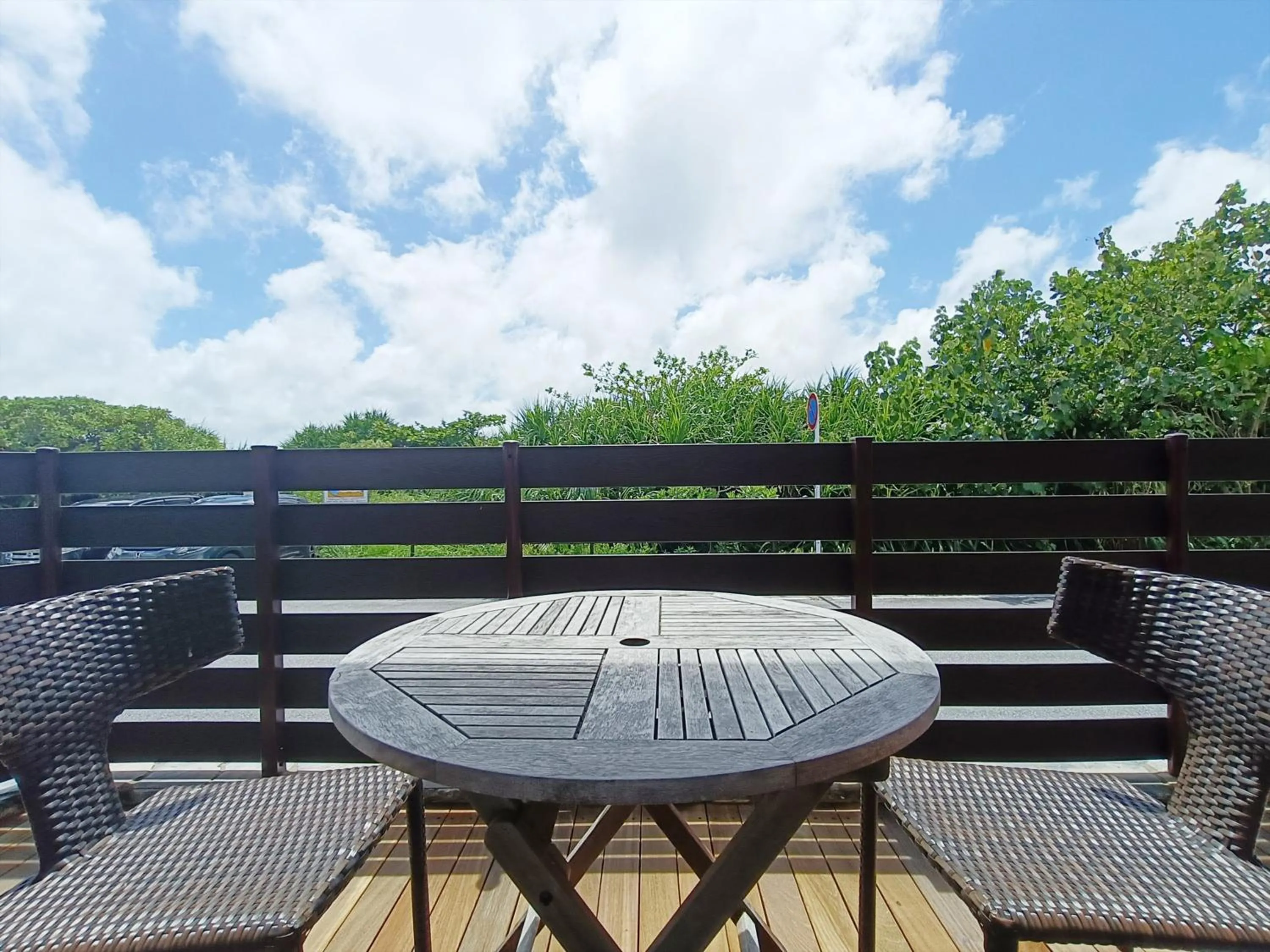 Balcony/Terrace in Kariyushi Condominium Resort Sea Side House