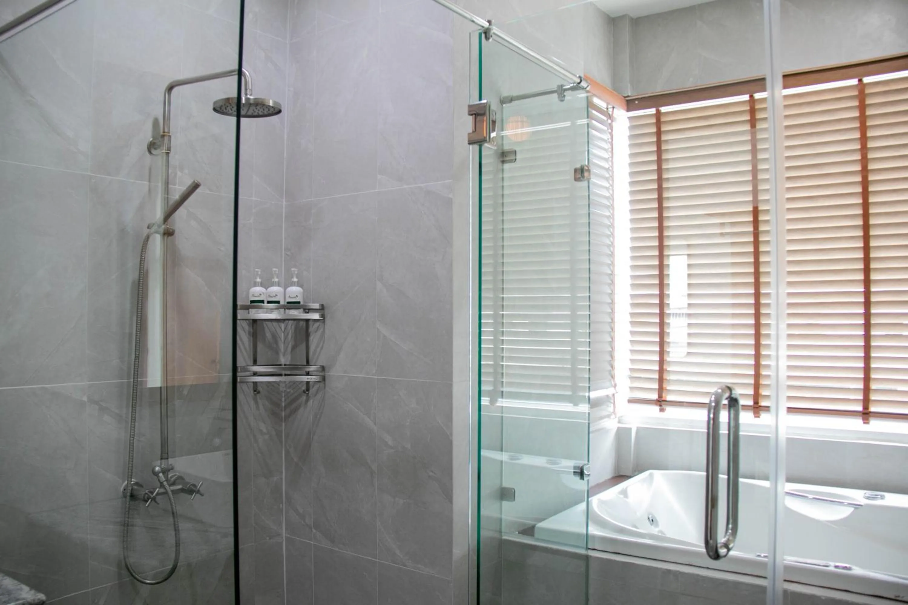 Shower in Lamphu Tree House Boutique Hotel