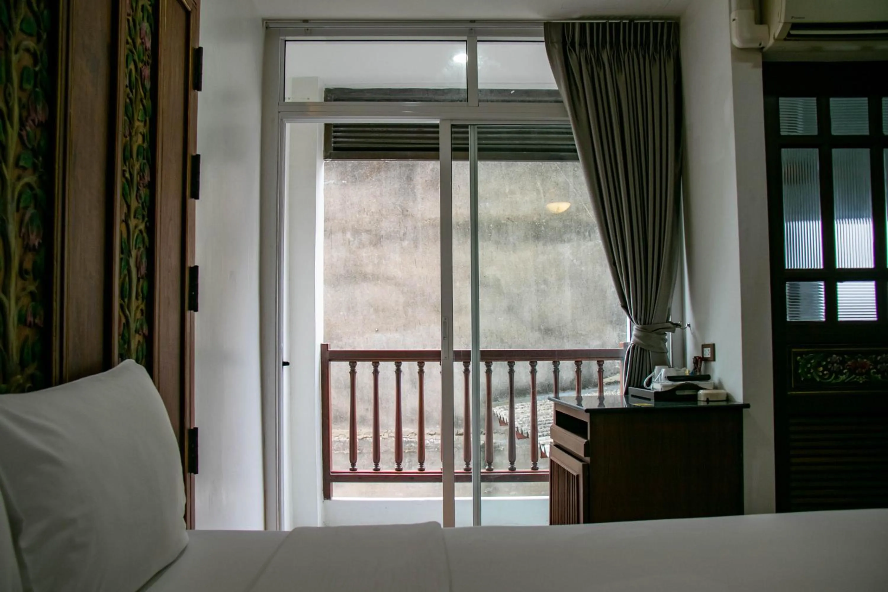 Balcony/Terrace, Bed in Lamphu Tree House Boutique Hotel