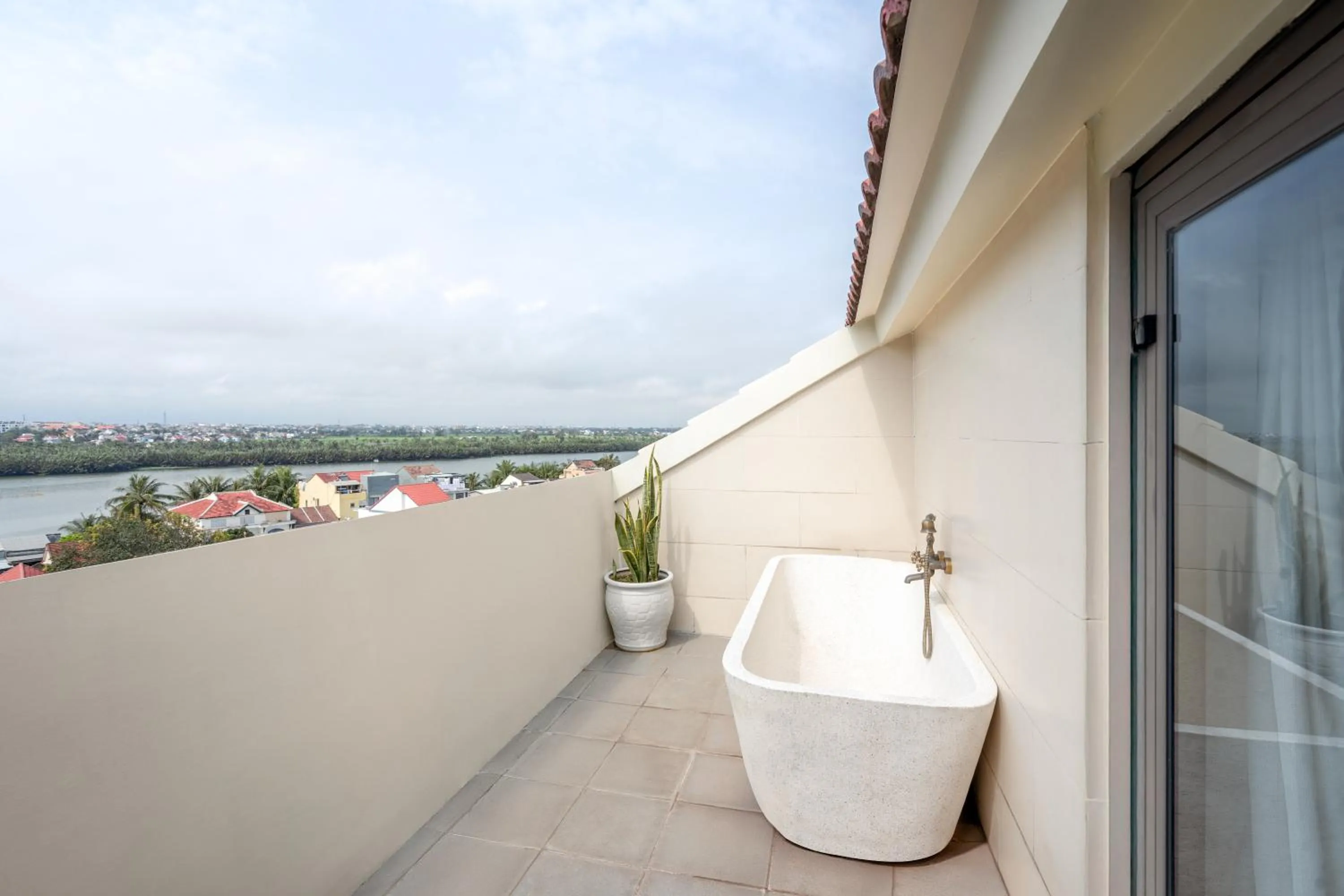 Balcony/Terrace in Wyndham Garden Hoi An Cua Dai Beach