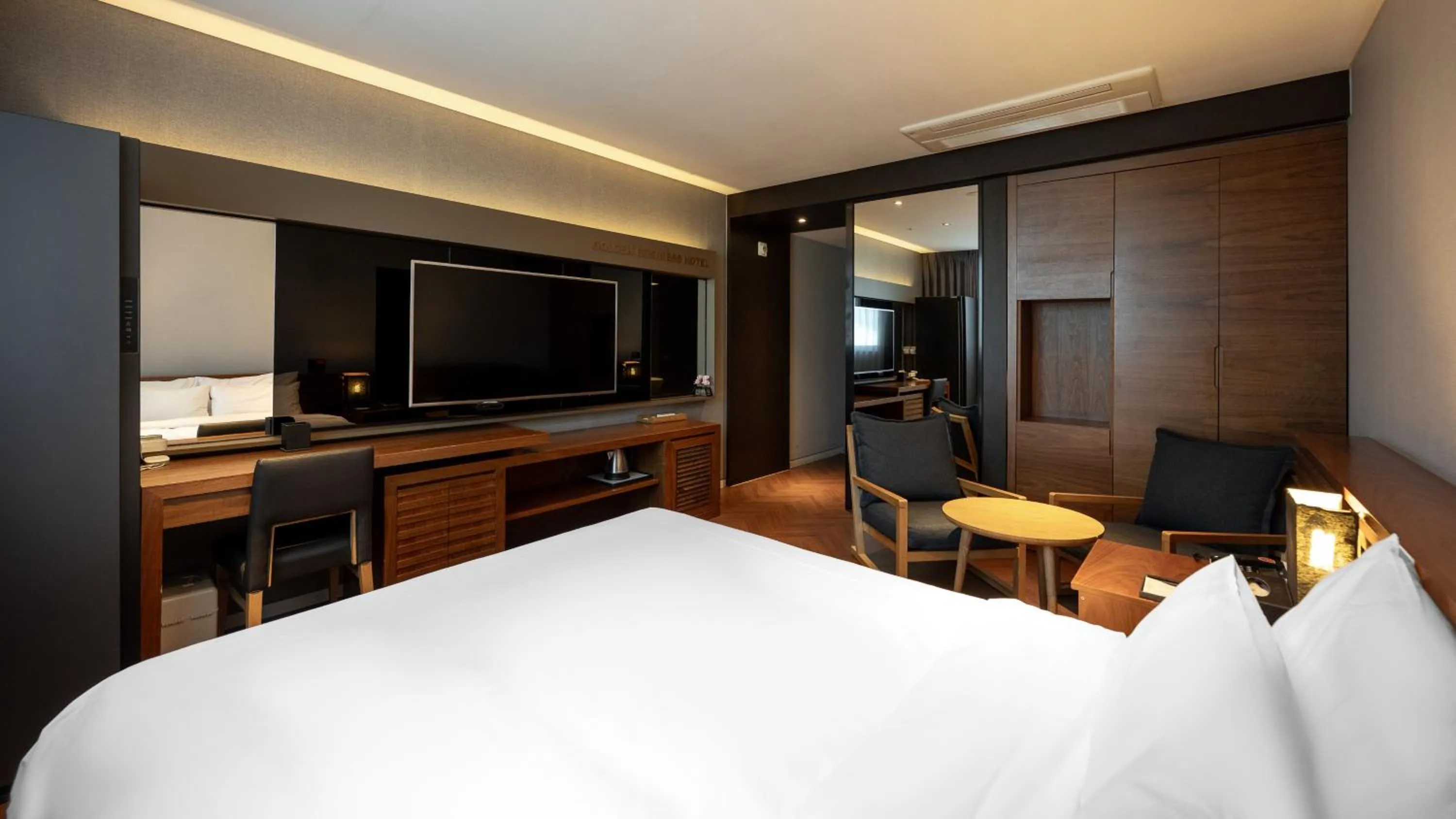 Bed in Golden Business Hotel