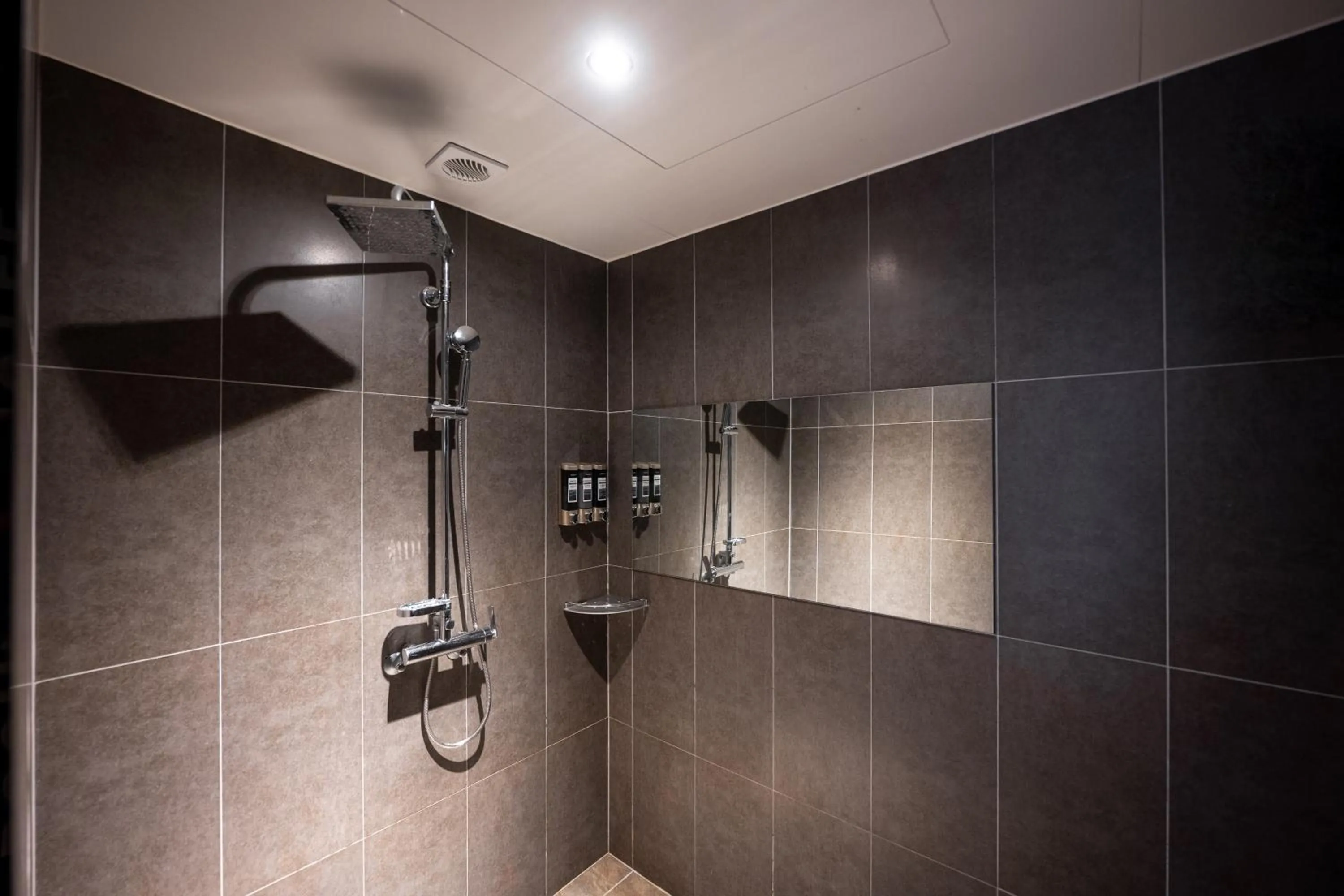 Golden Business Hotel