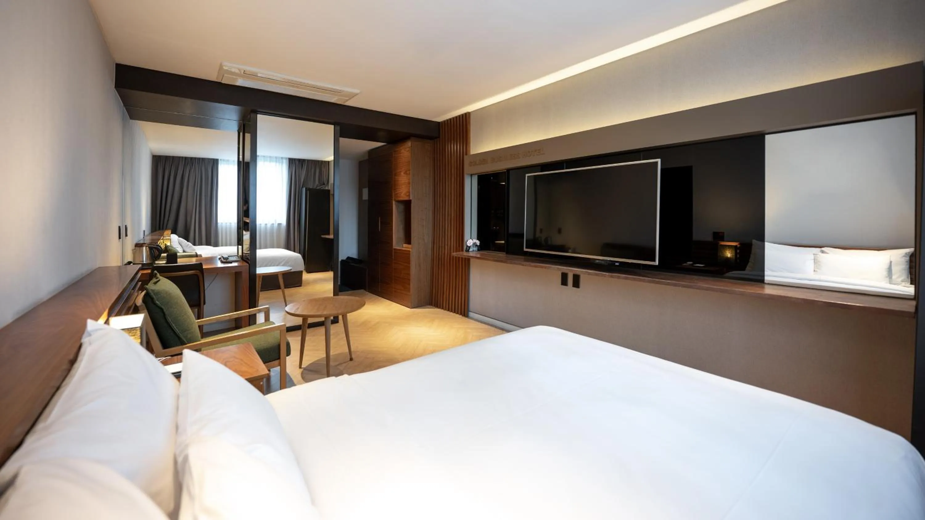 Bed in Golden Business Hotel