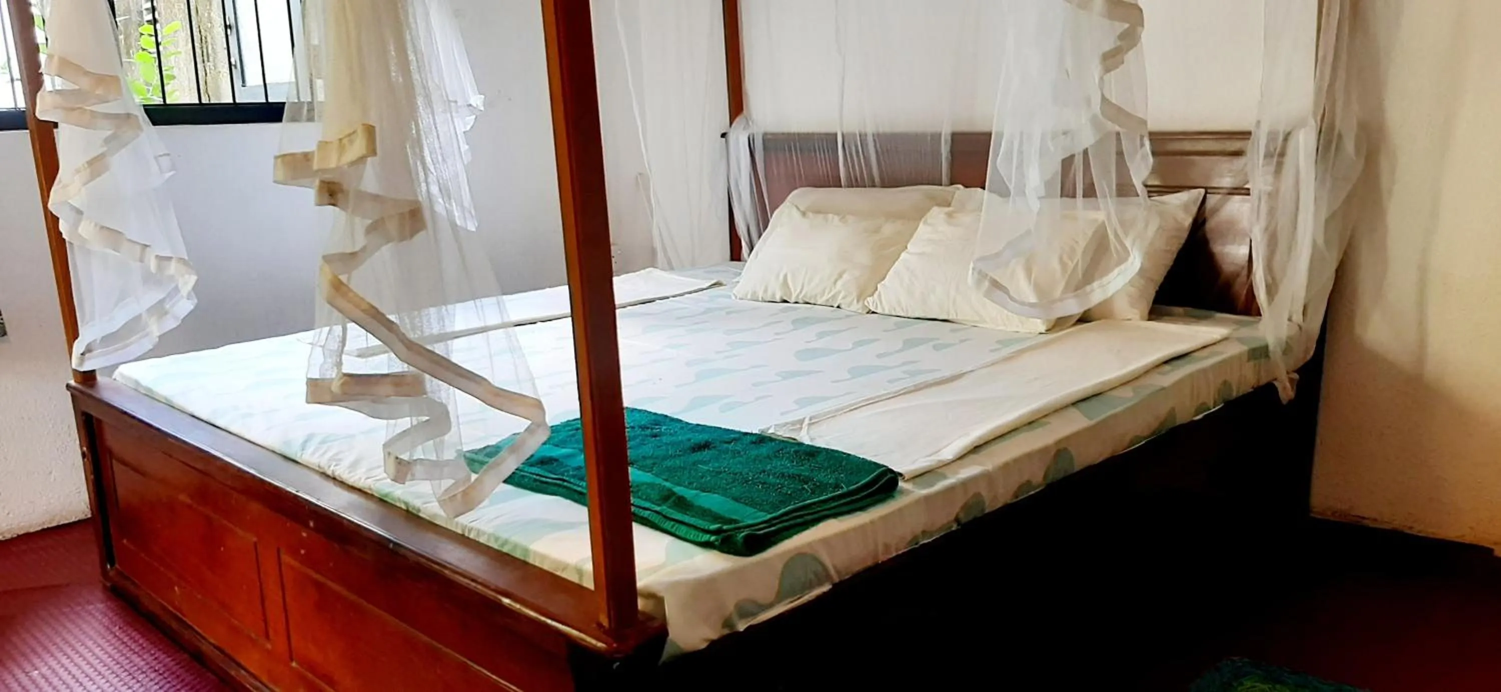 Photo of the whole room in Hiriketiya Cinnamon Garden