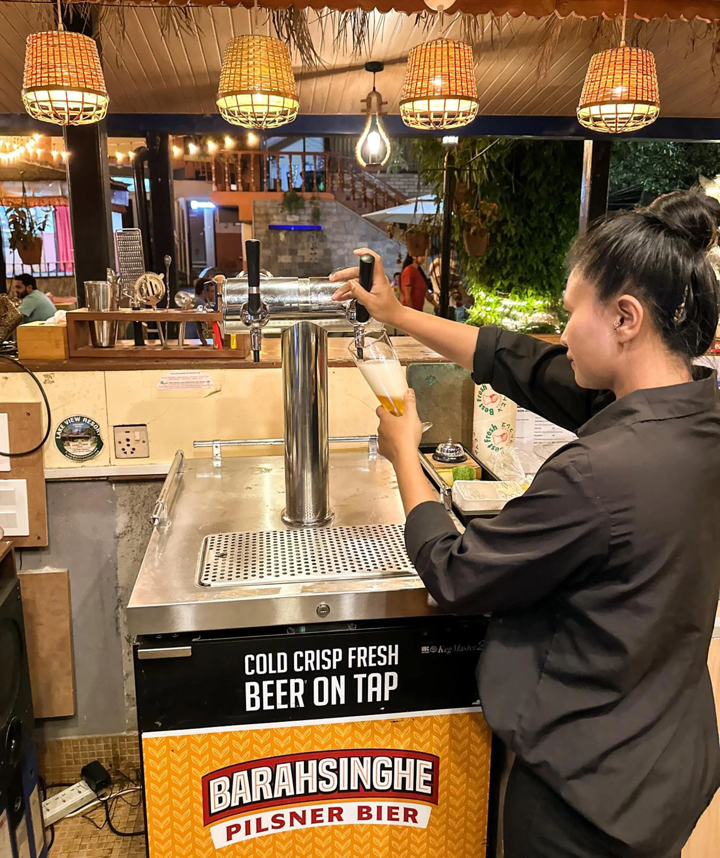 Food and drinks in Lake View Resort