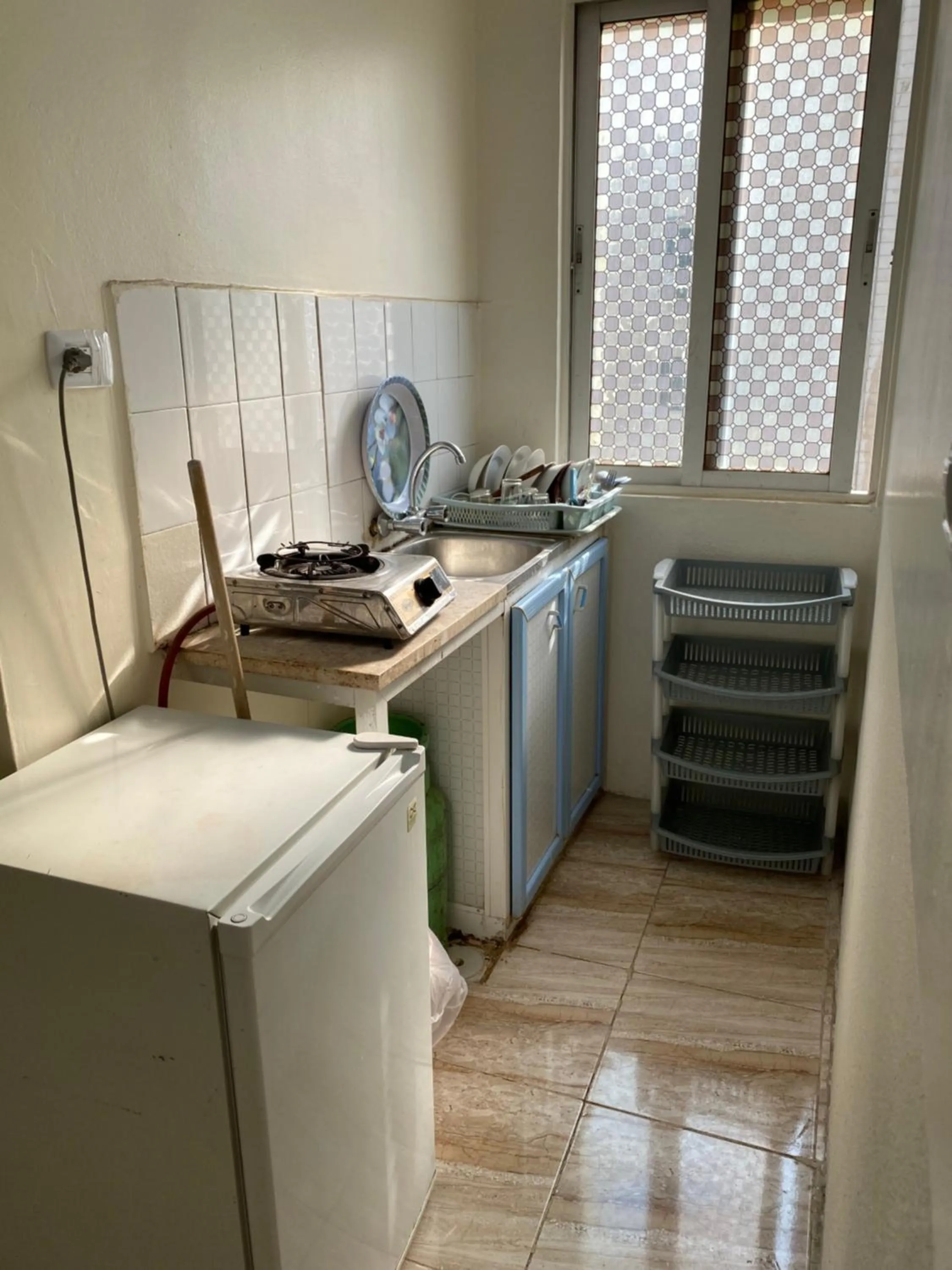 Kitchen or kitchenette in Sami Apartments