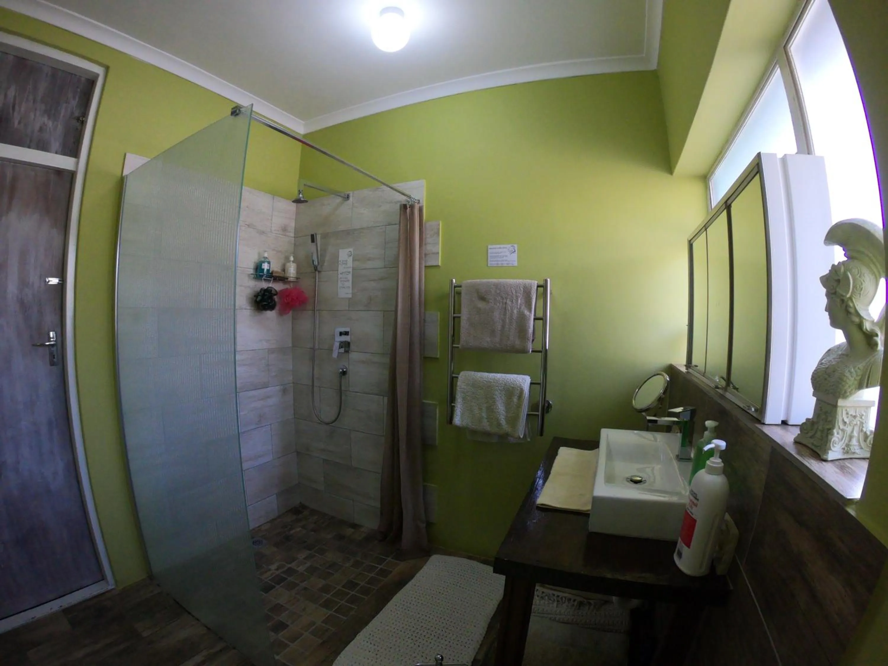 Communal kitchen in Leo's Den