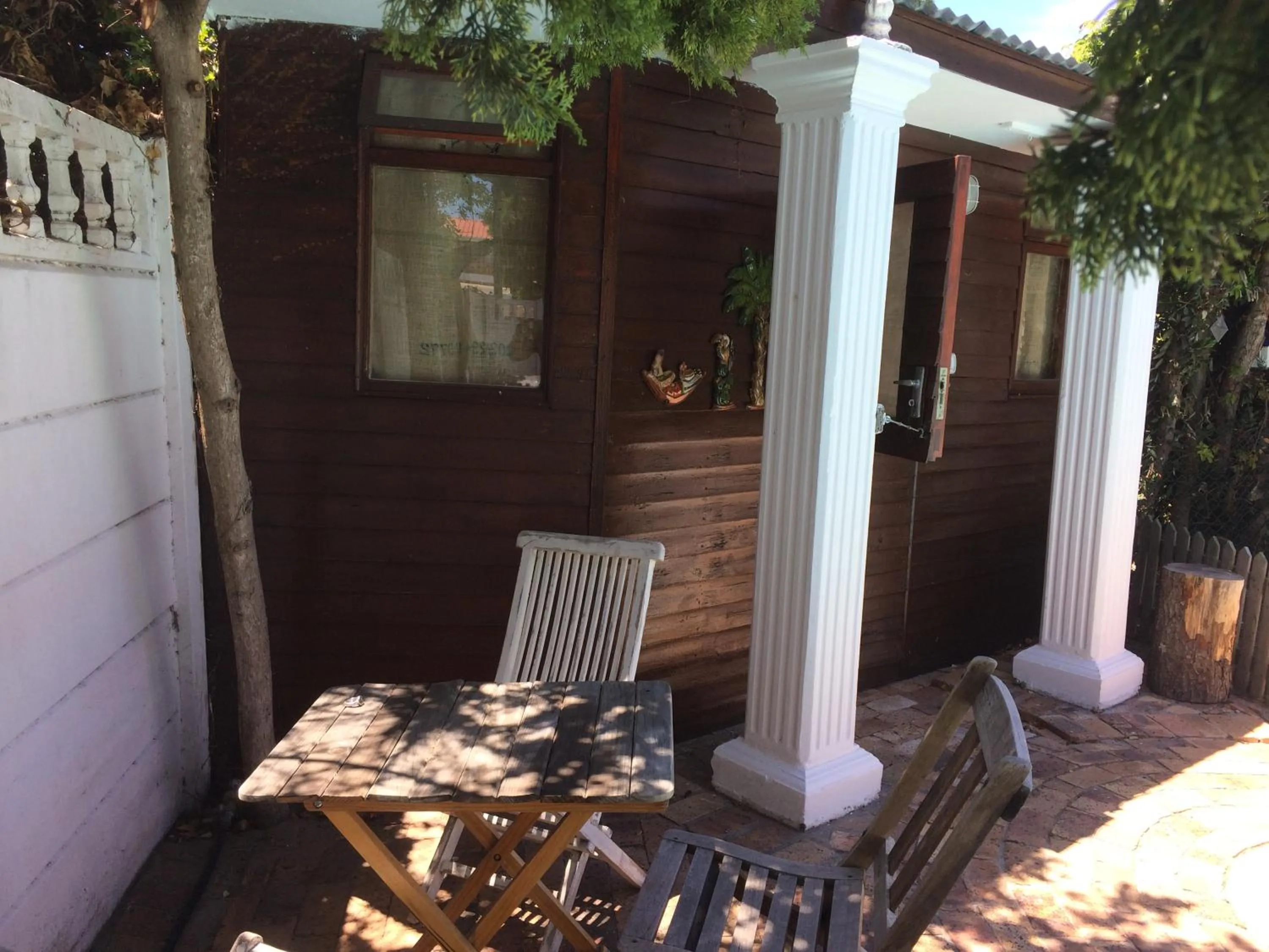 Balcony/Terrace in Leo's Den