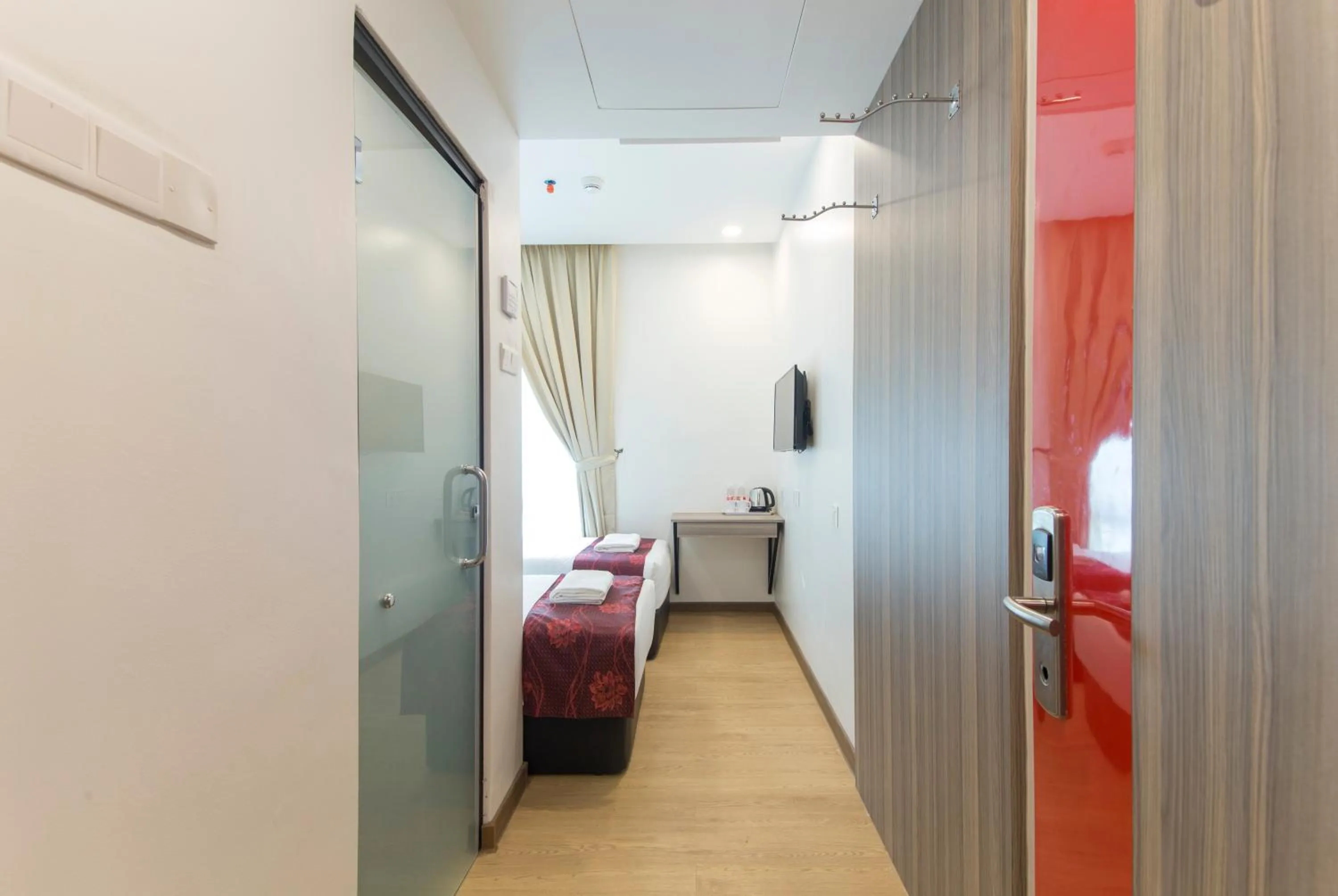 Bedroom, Bed in Signature International Hotel China Town