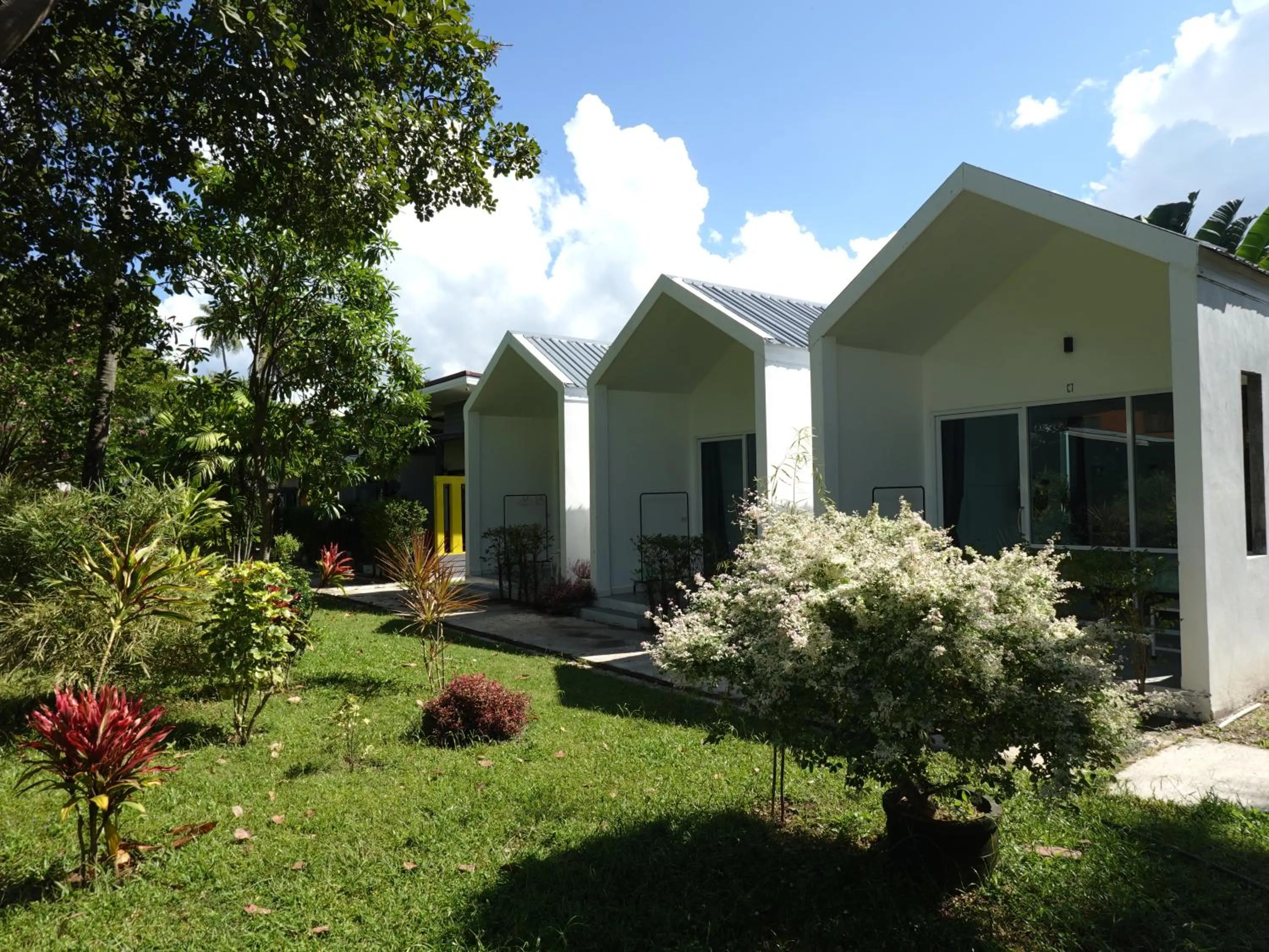 Property building in Mook Ing Lay