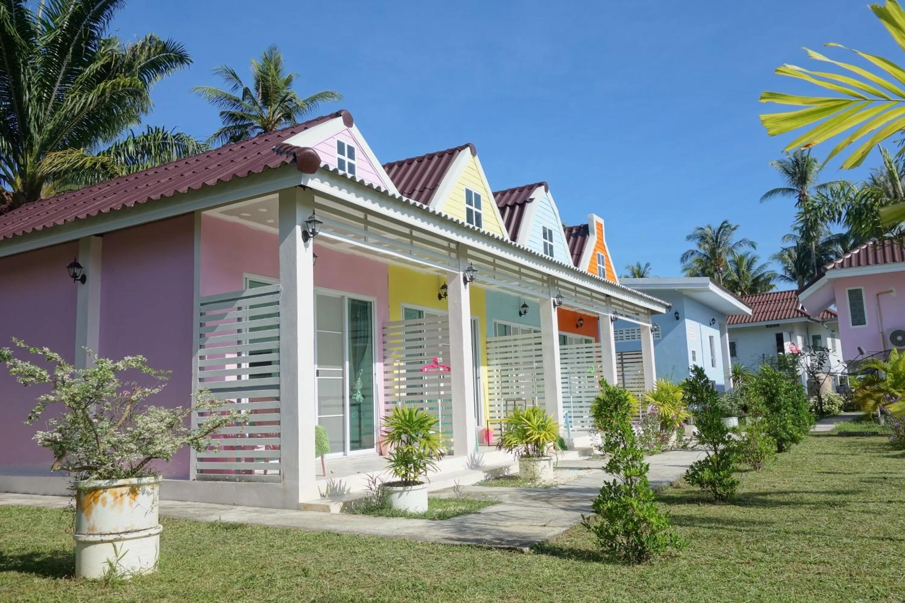 Property building in Mook Ing Lay