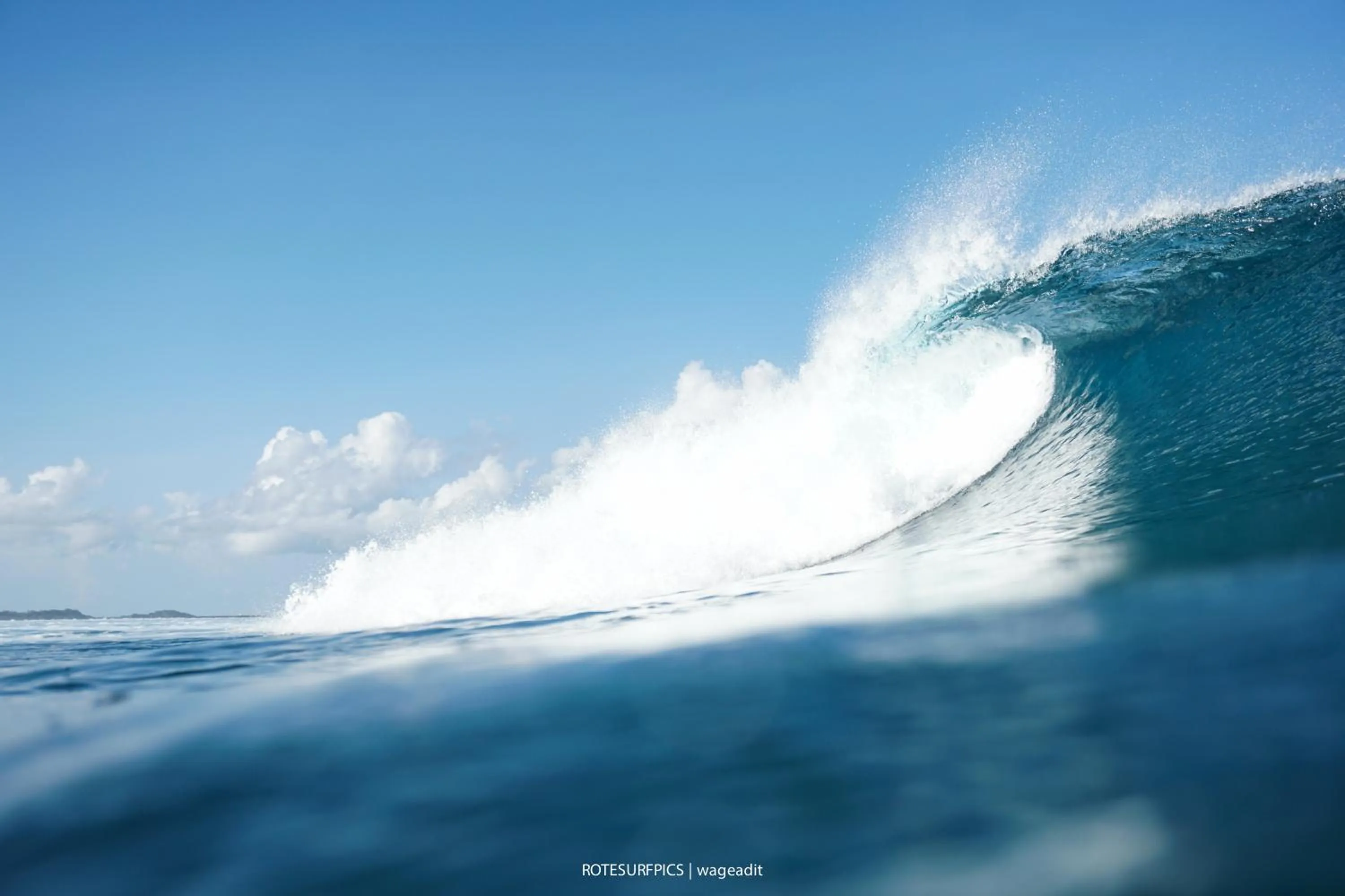 Day in Utopia Rote Lodge