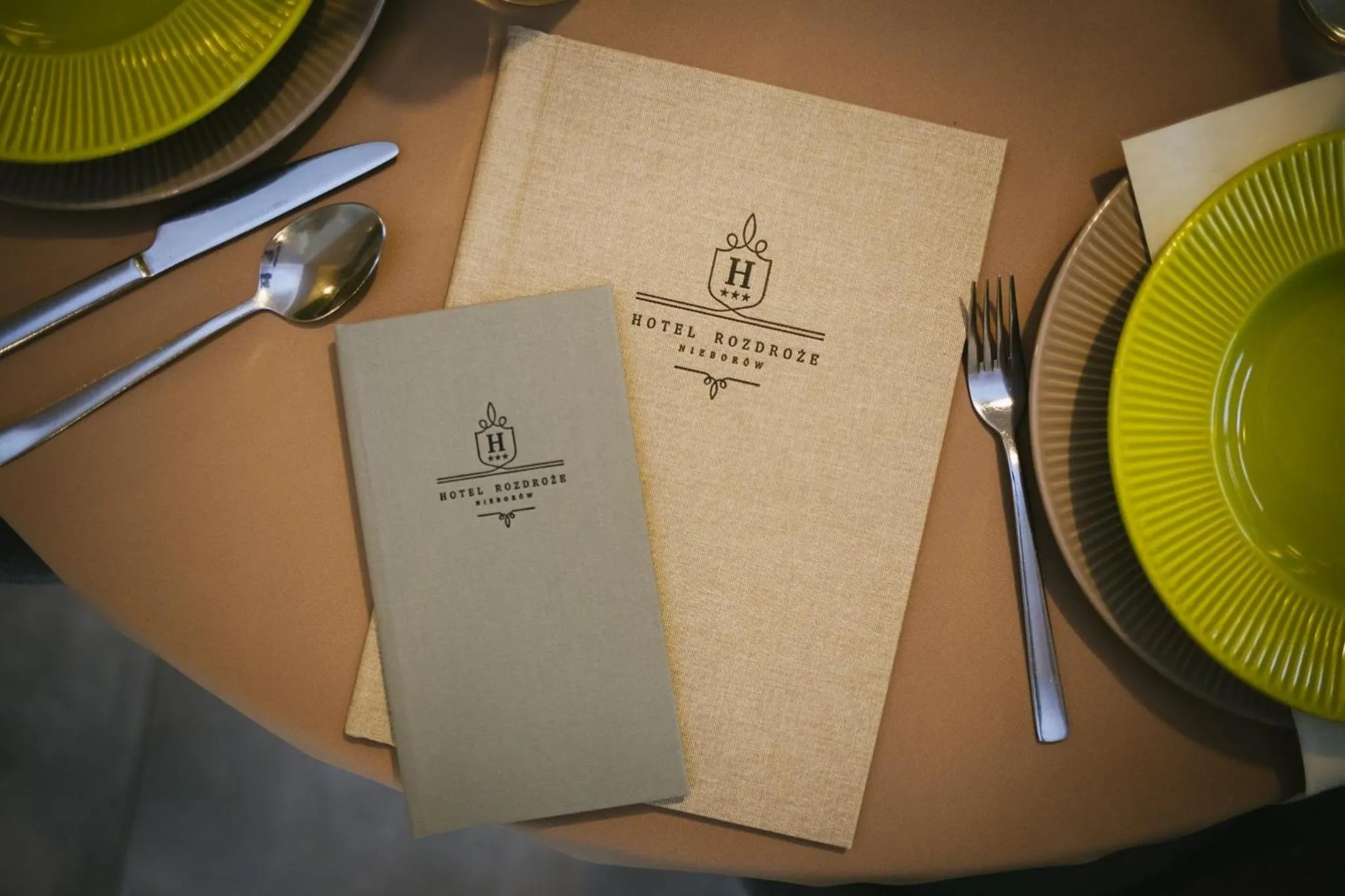 Property logo or sign in Hotel Rozdroże Nieborów