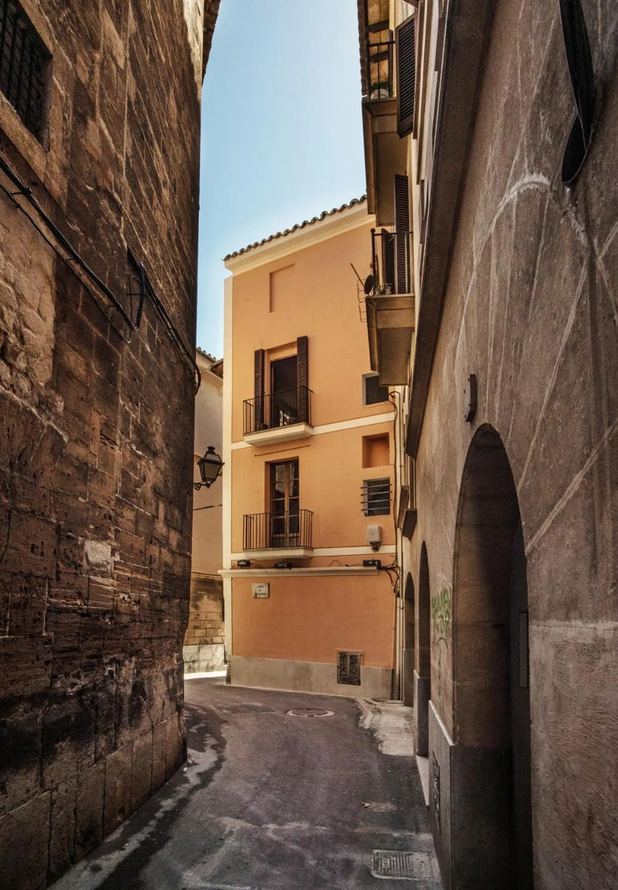 Property building in Canavall