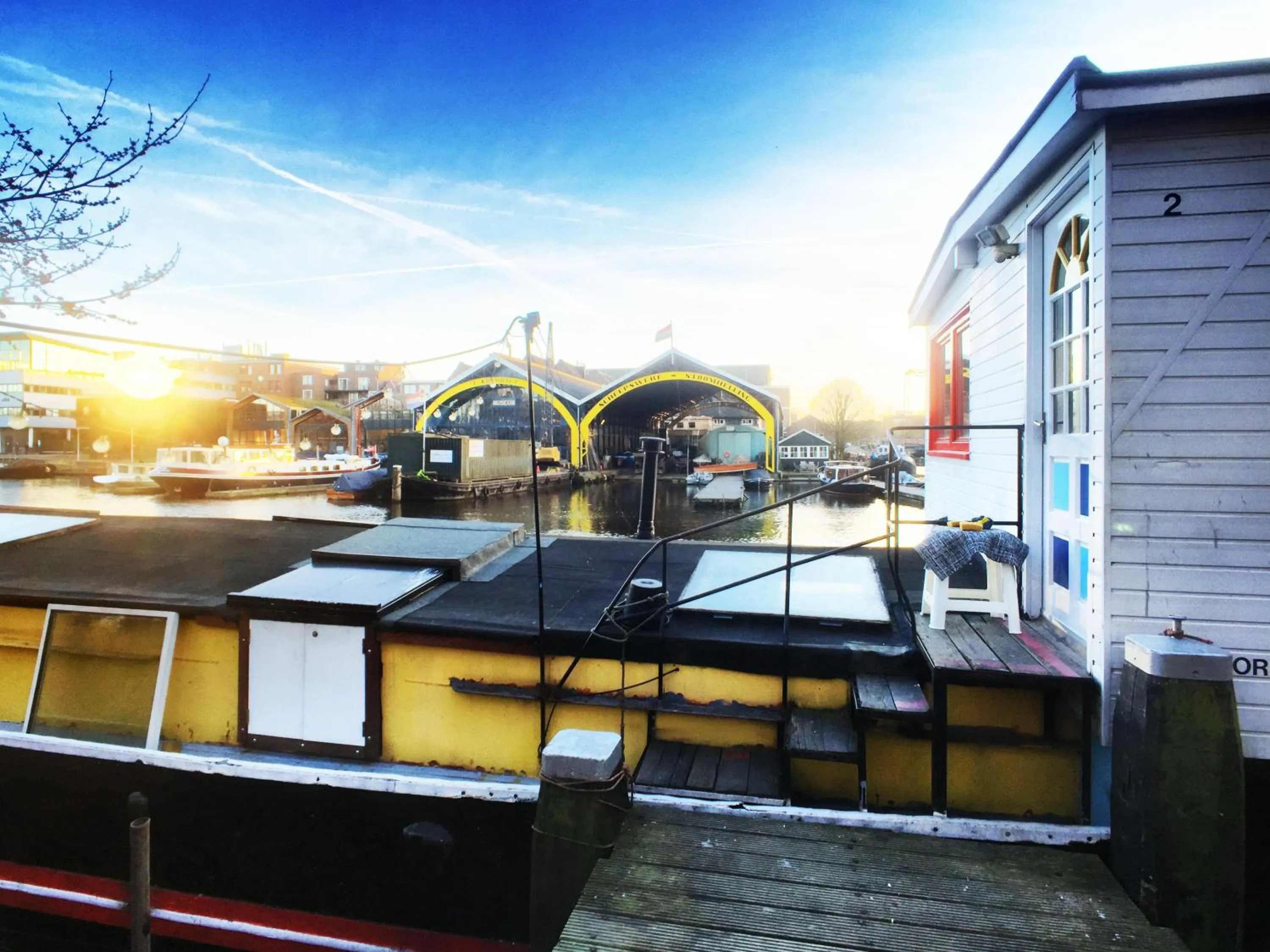 Facade/entrance in Houseboat Concordia B&B