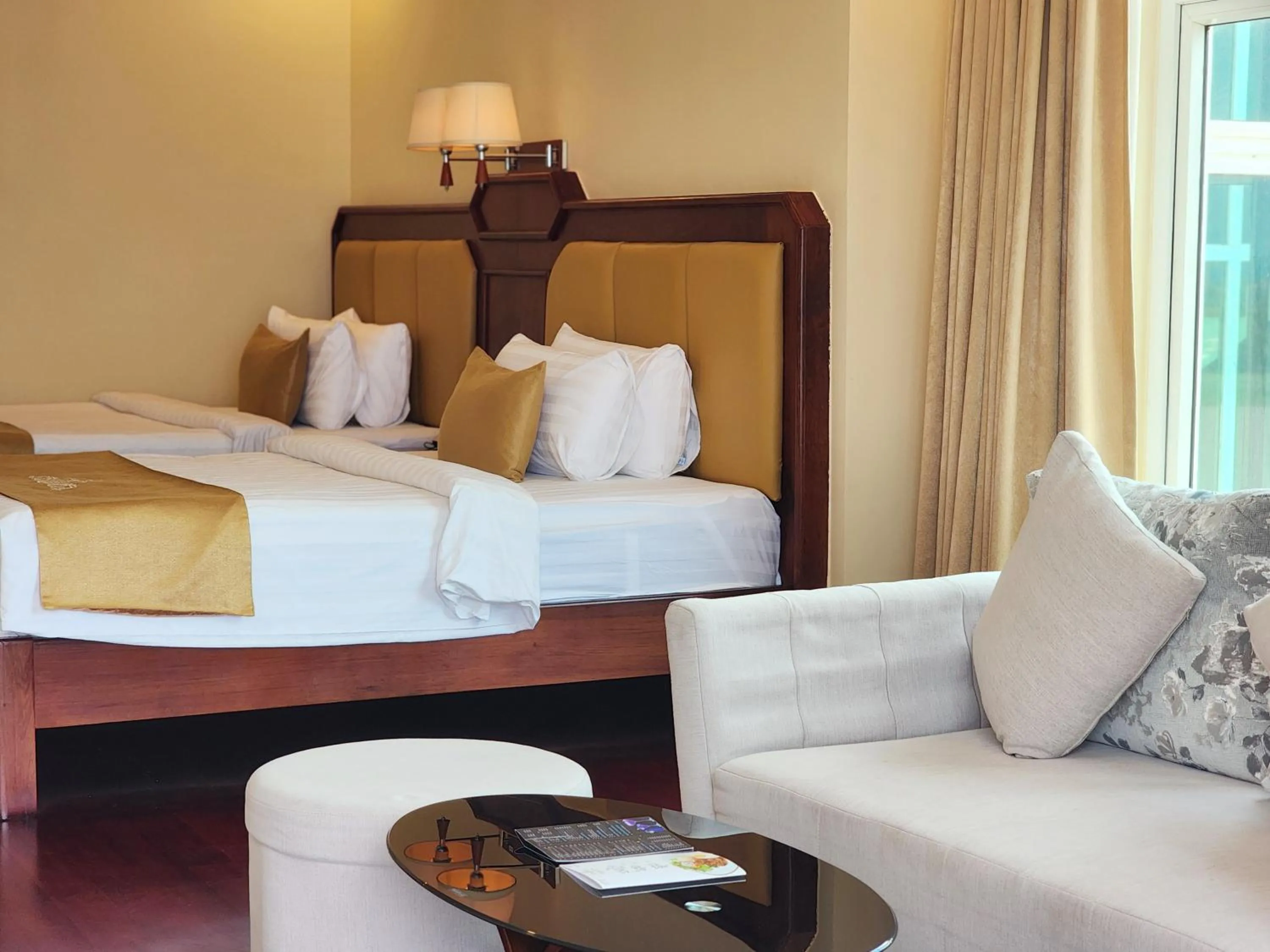 Bed in Lbn Asian Hotel