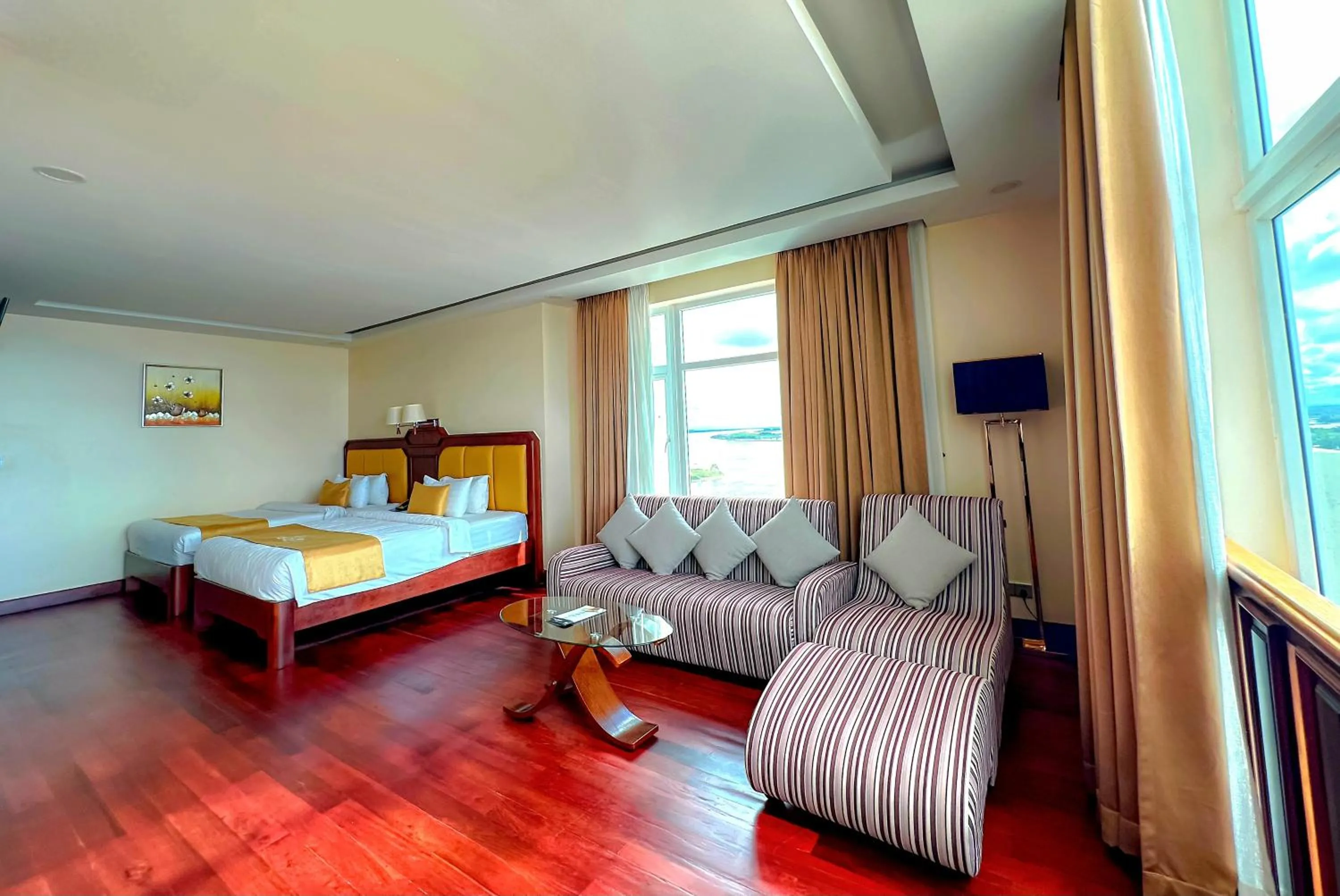 Bedroom, Bed in Lbn Asian Hotel