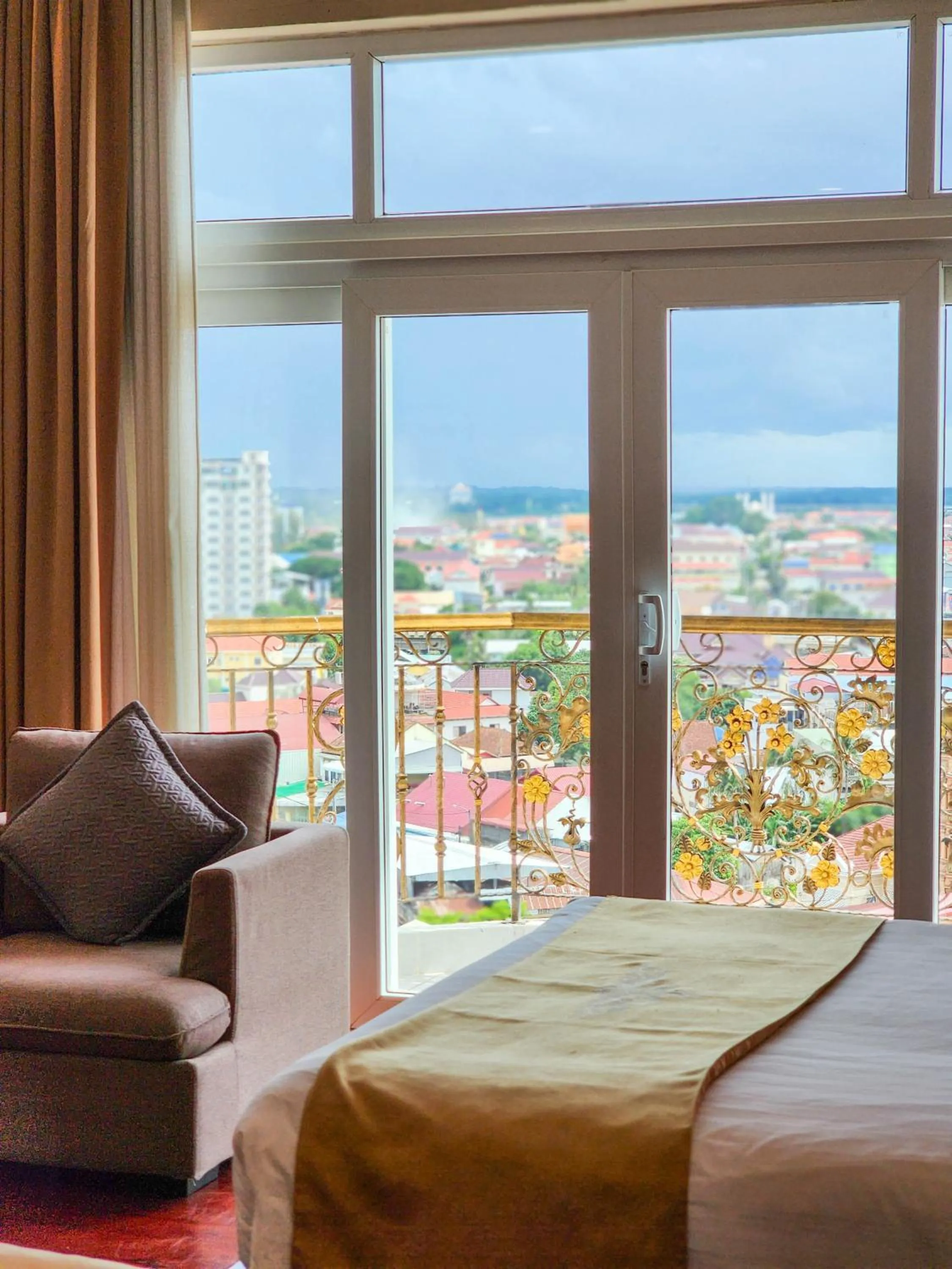 View (from property/room), Bed in Lbn Asian Hotel