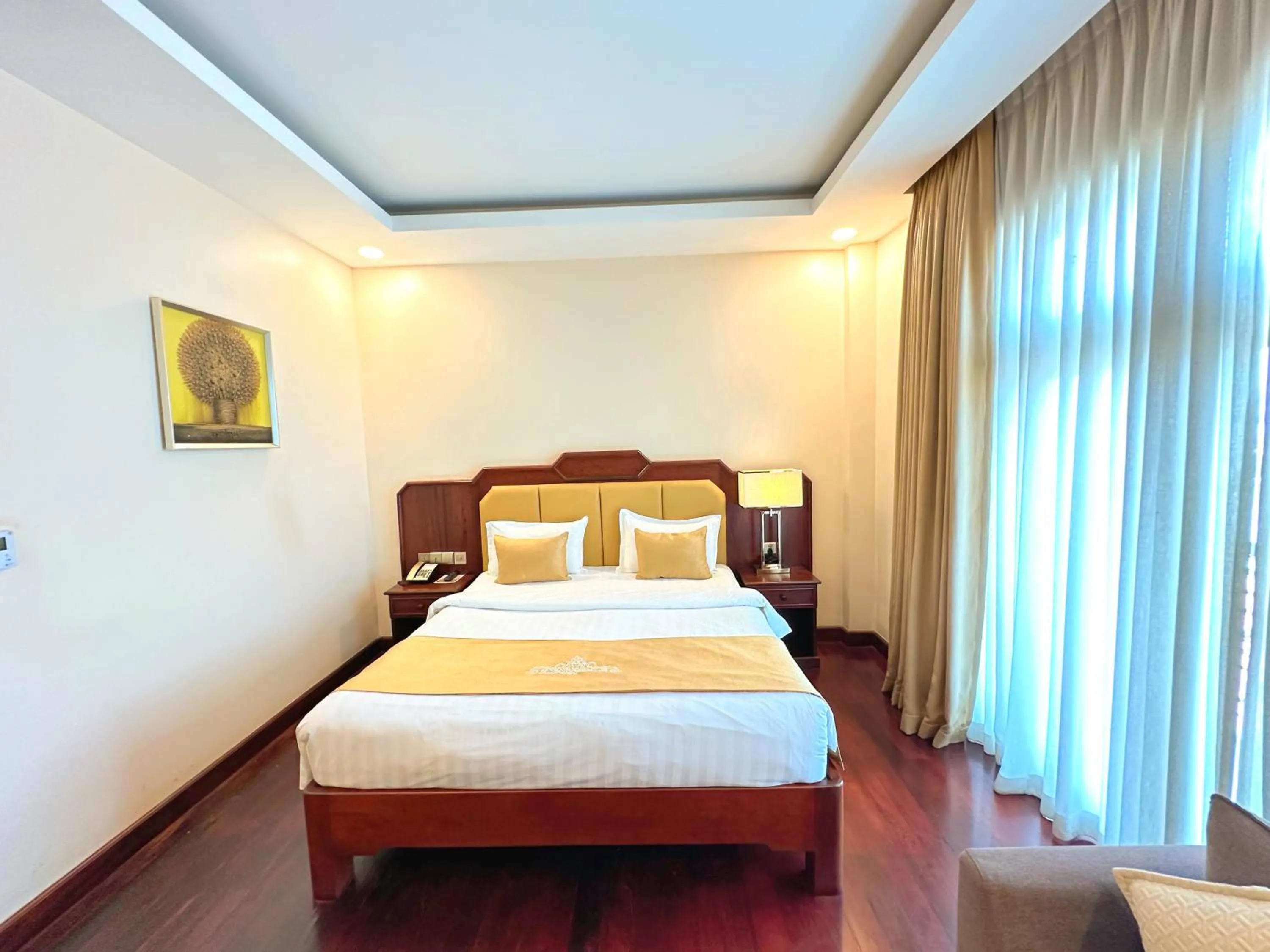 Bed in Lbn Asian Hotel