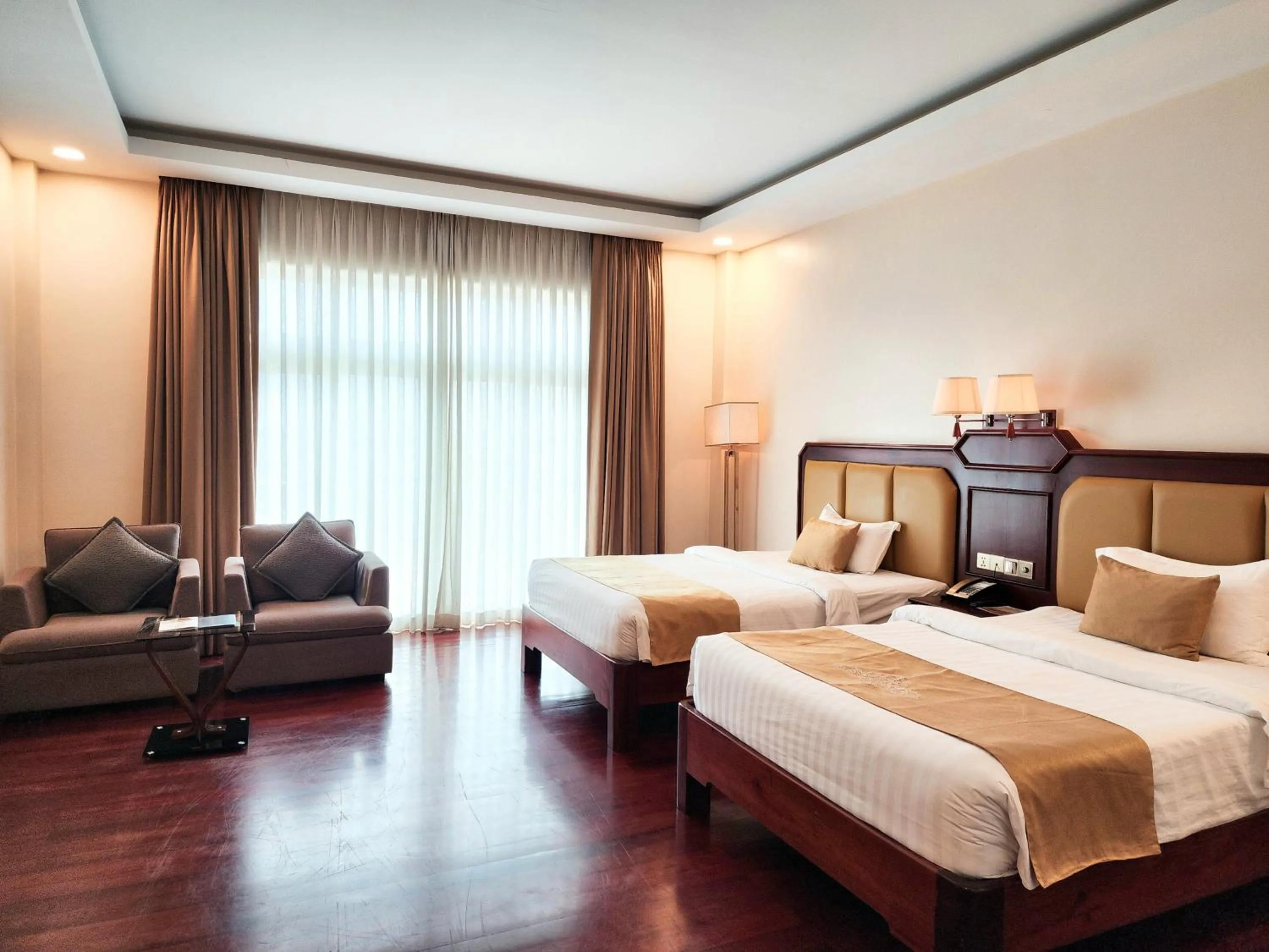 Bedroom, Bed in Lbn Asian Hotel